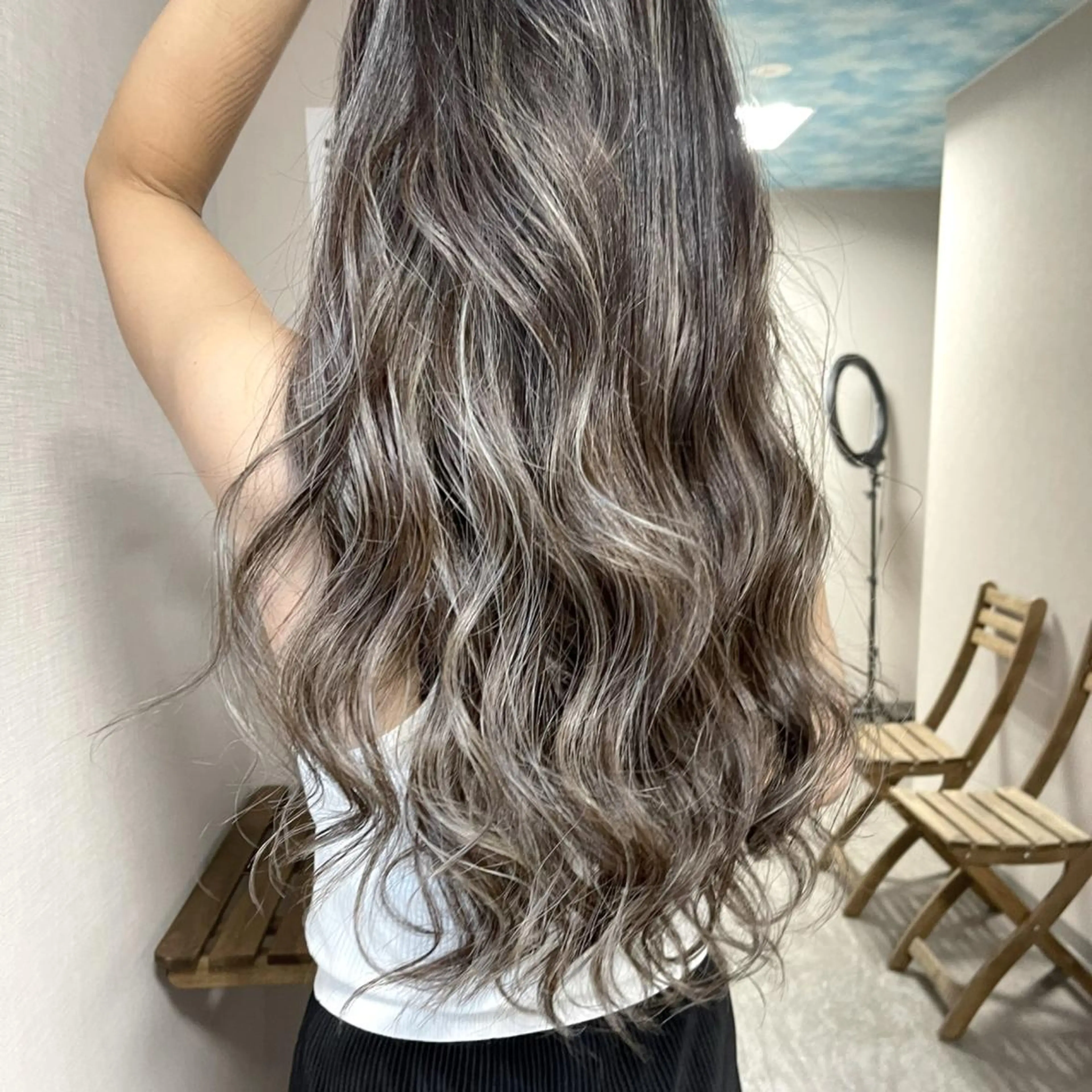 ロング カラー グラデーションカラー ハイライトカラー ハイライト ヘアカラー 松井那津子 /ハイライトブリーチのヘアスタイル