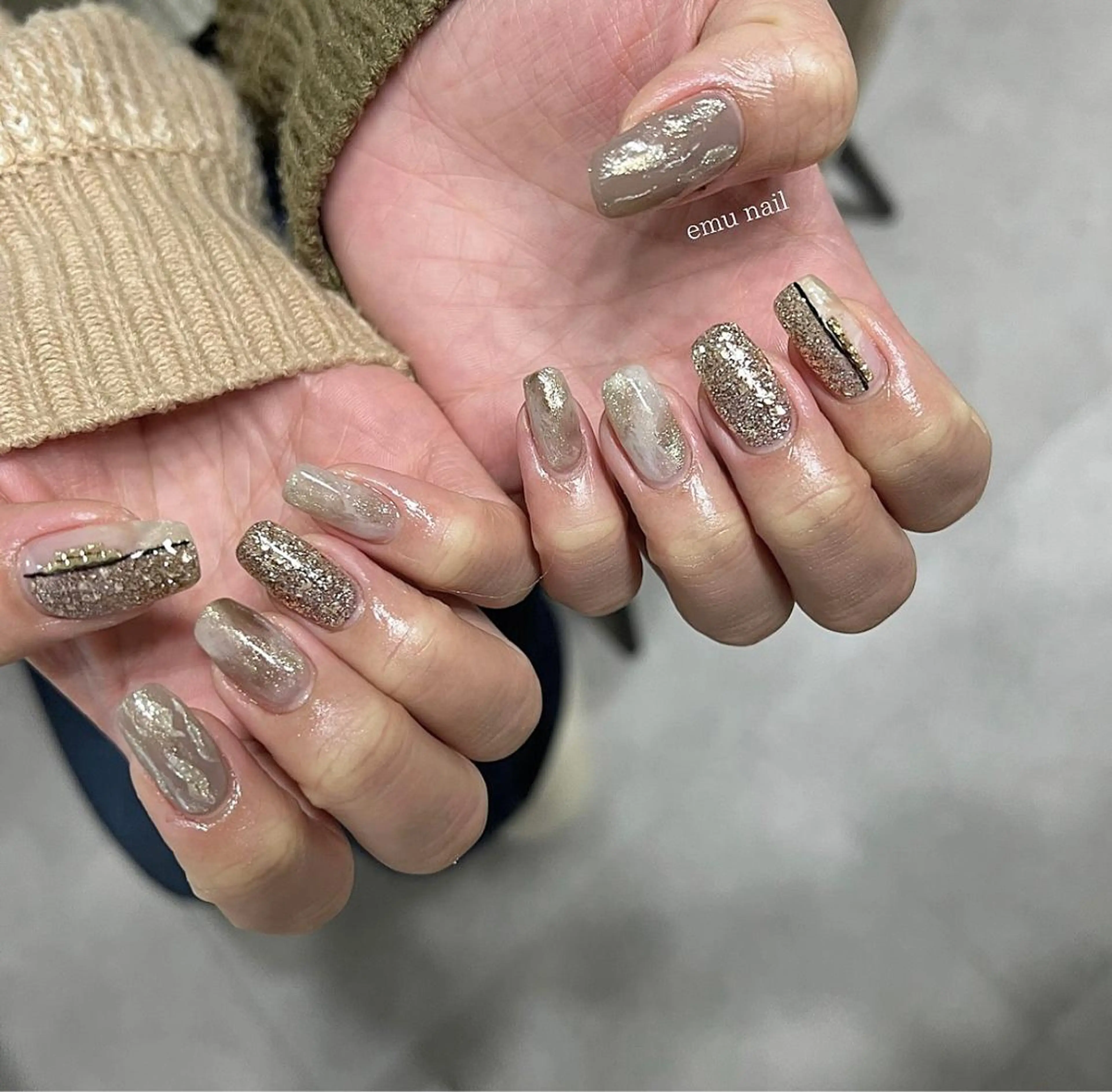 ネイル キラキラネイル スクエアネイル emu nailのネイルデザイン