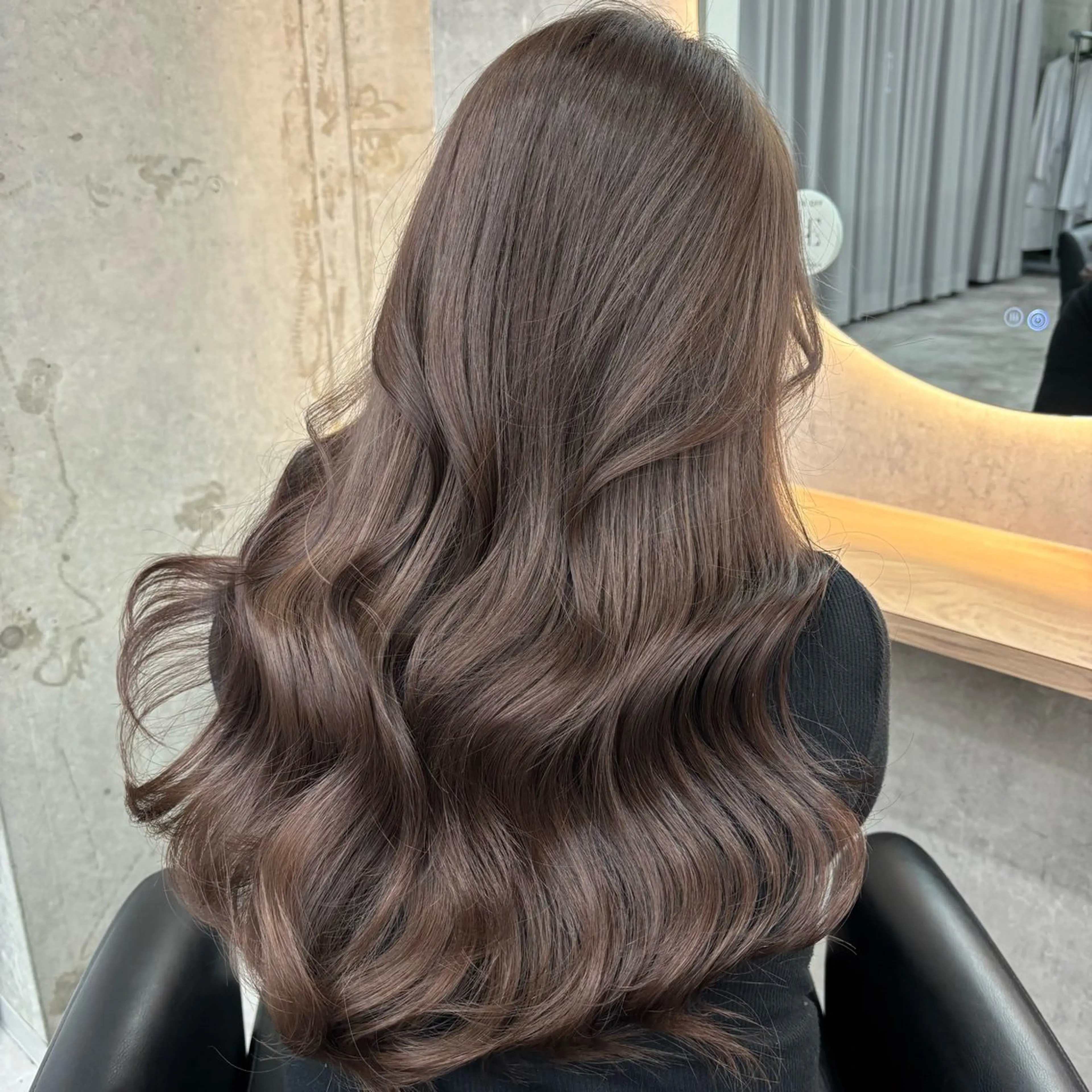 ロング キッズ ヘアカラー alo所属・ほの/ブリーチモデル 🎀/艶カラー‎のヘアスタイル