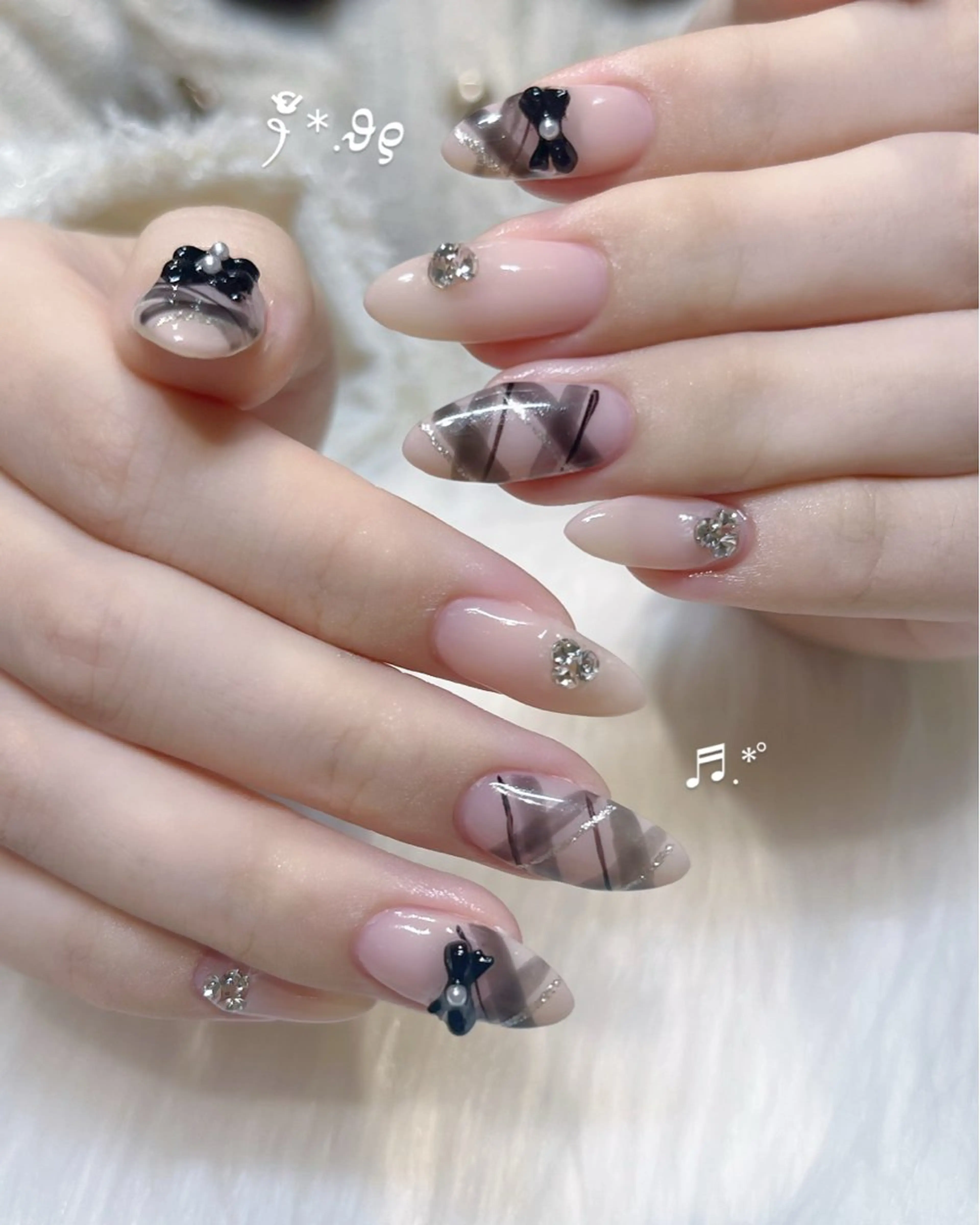 ネイル アートネイル ガーリー 韓国ネイル 持ち込み ワンホンネイル KOKONA 🎀のネイルデザイン