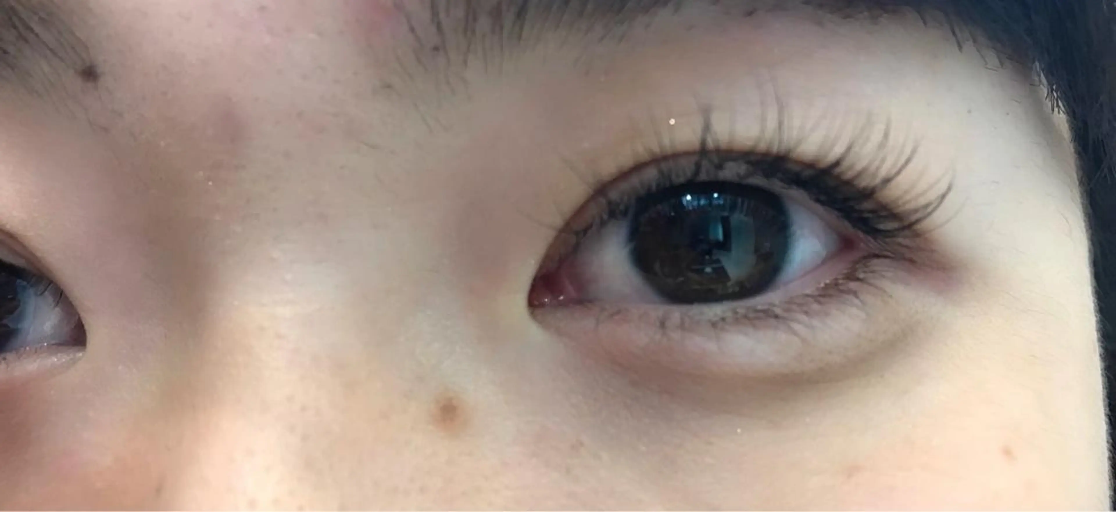 マツエク・マツパ 保子 祐里香のヘアスタイル