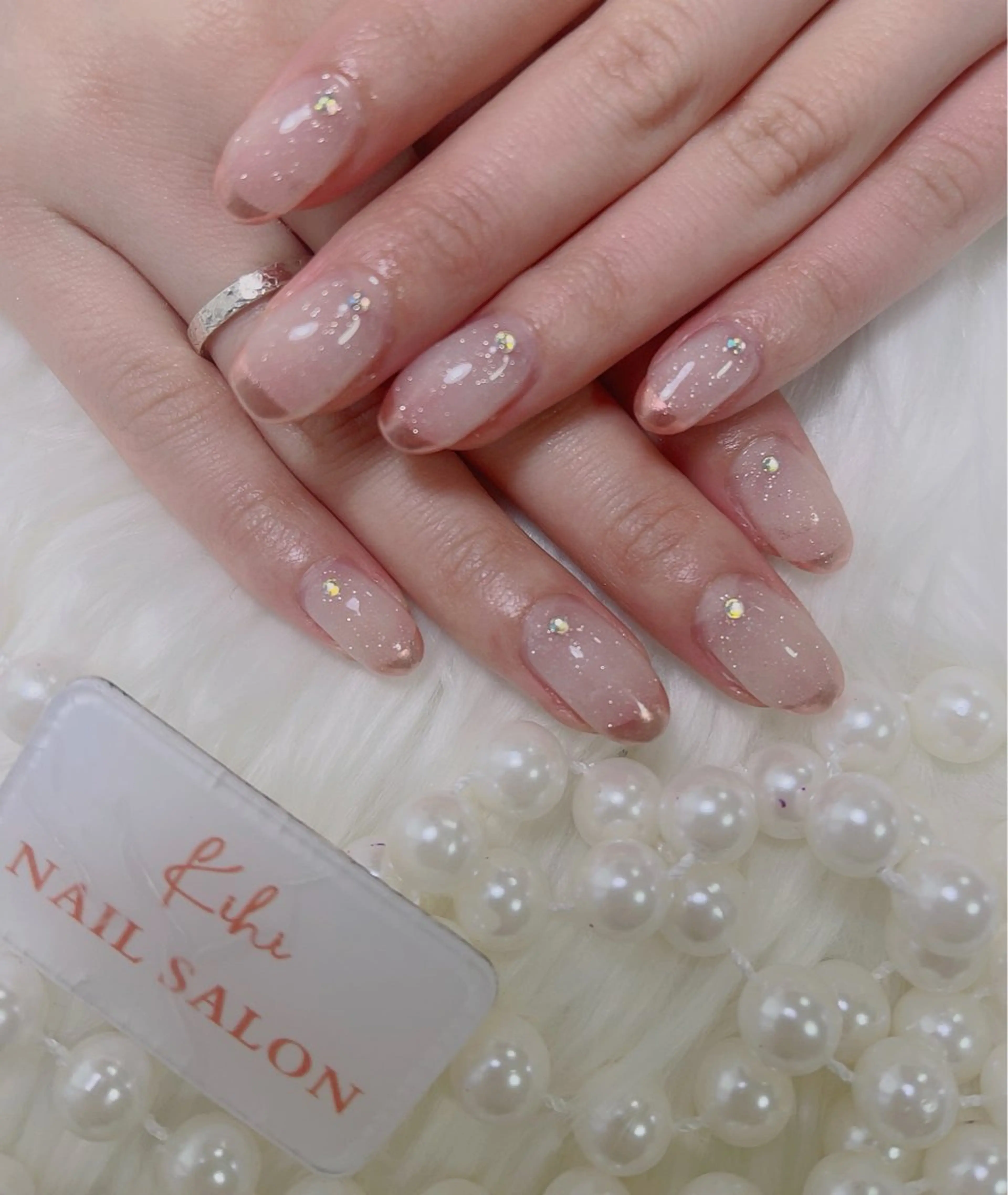 ネイル アートネイル フレンチネイル ジェルネイル グラデーション 韓国ネイル ハンドネイル 小林 あゆみのネイルデザイン