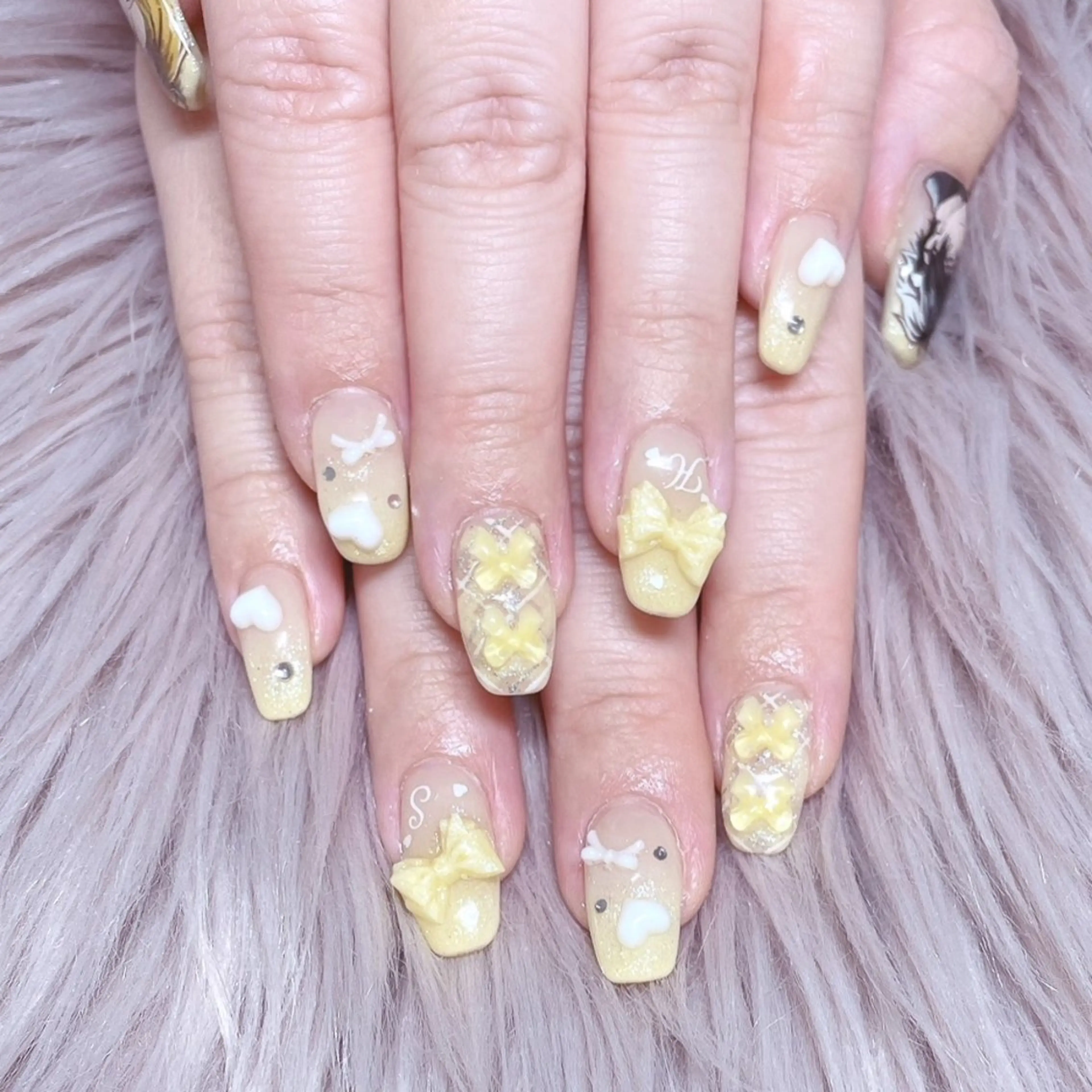 ネイル 稲垣 江梨花のネイルデザイン