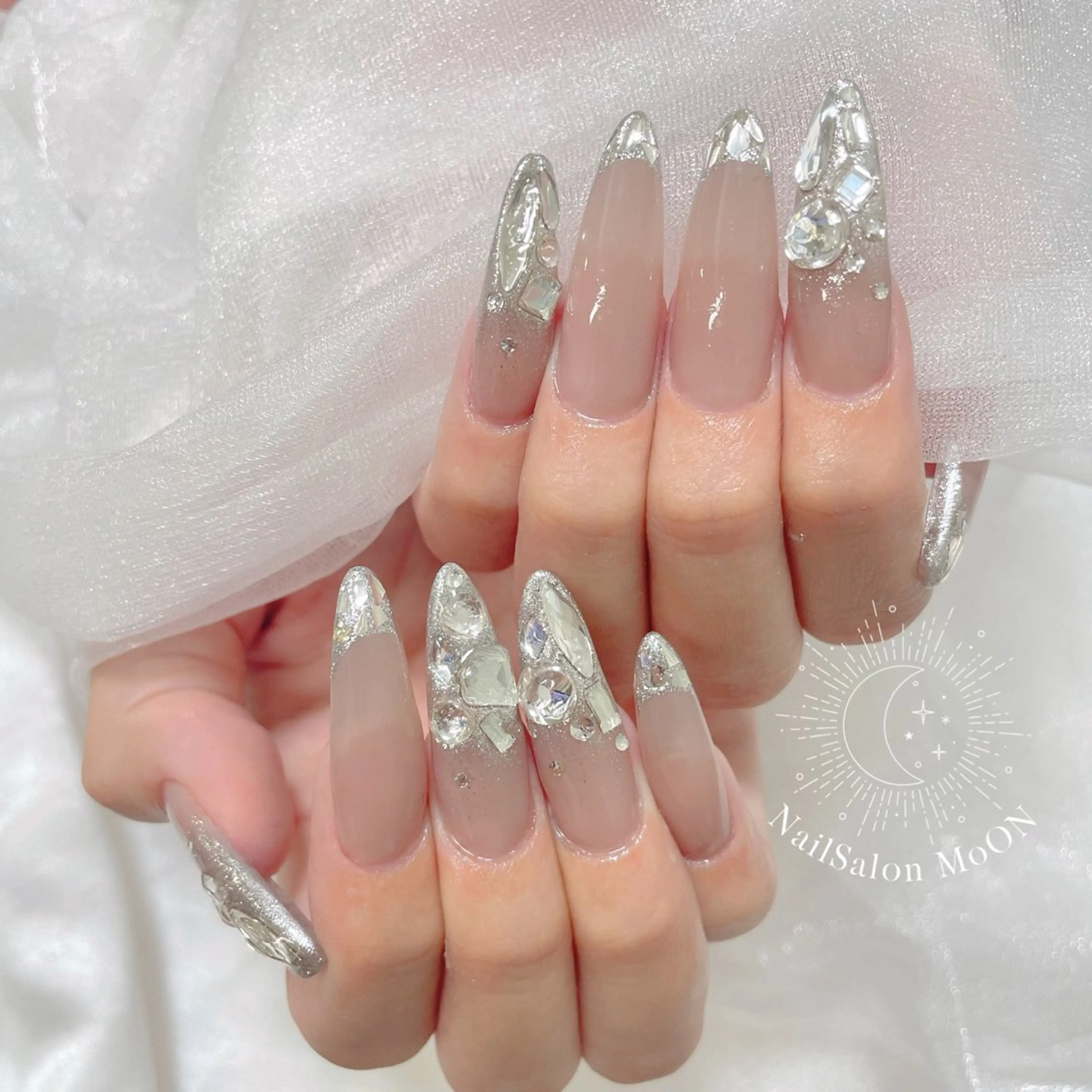 ネイル MoON...❤︎ MeGuのネイルデザイン