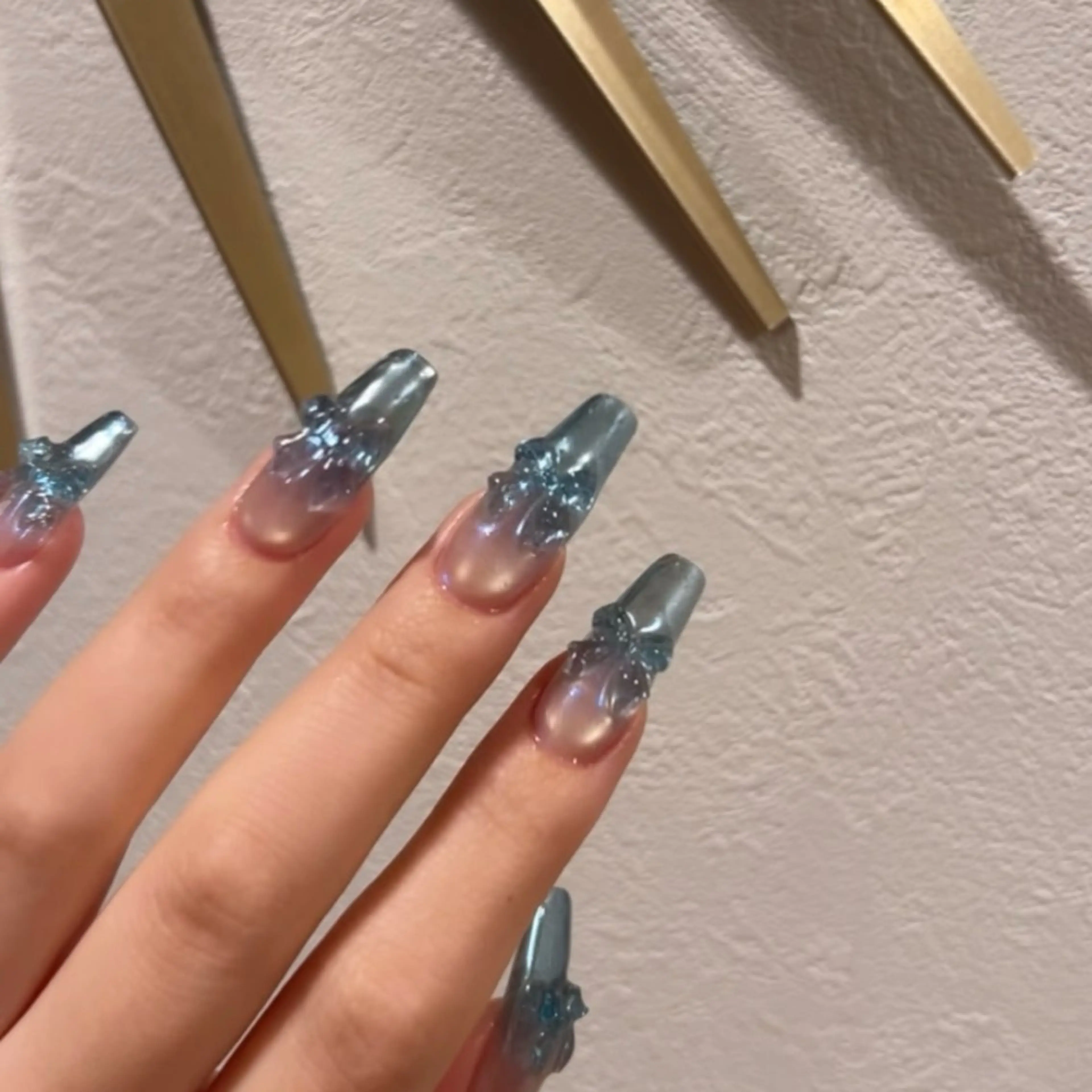 ネイル マグネットネイル 持ち込み sii eyelash  センター北所属・siiセンター北 YURIのネイルデザイン