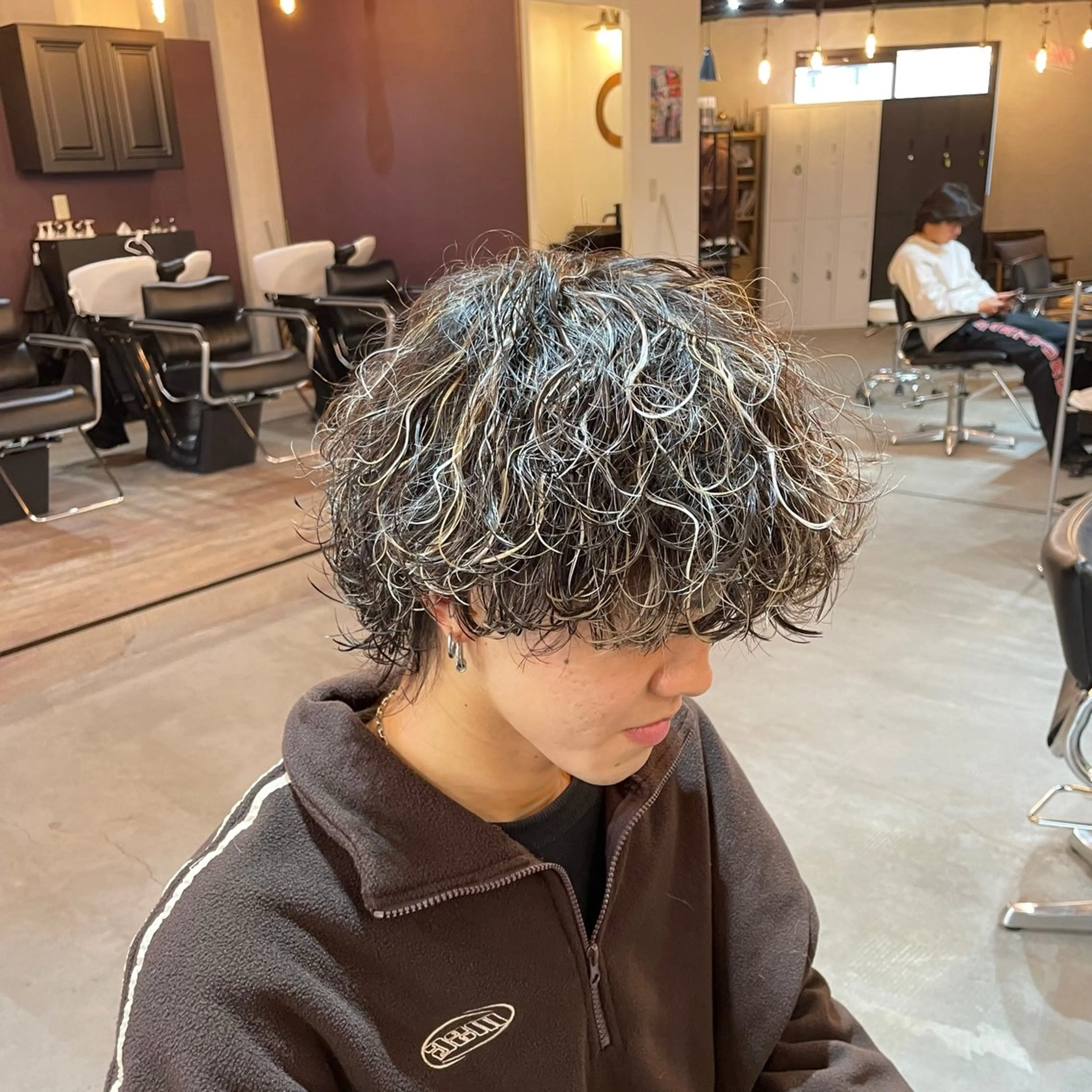 カラー パーマ メンズ シャドウパーマ/縦落 ちパーマ 大久保拓実のヘアスタイル