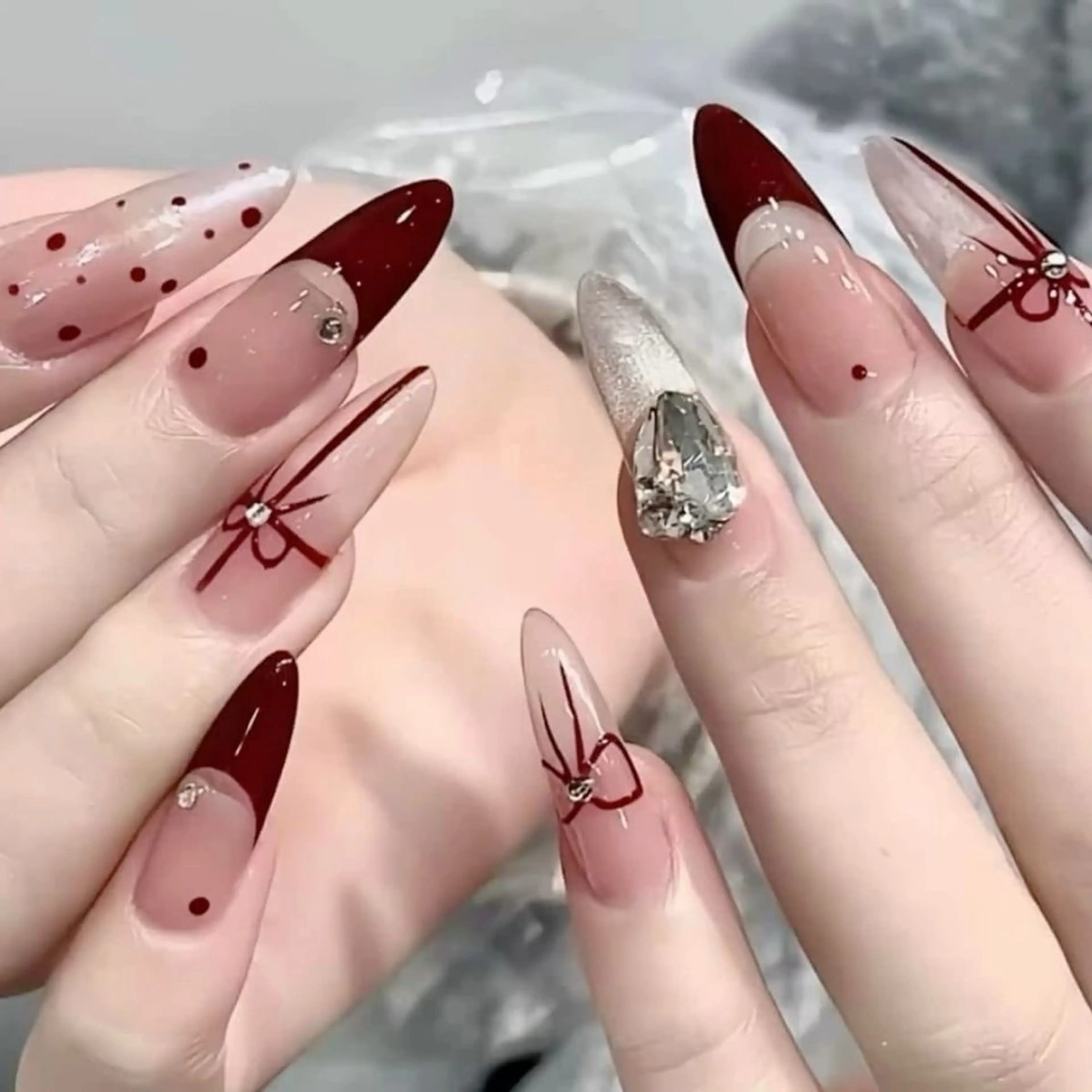 ネイル アートネイル 長さ出し ジェルネイル マグネットネイル ニュアンスネイル ハンドネイル Cloudy Chan Nailのネイルデザイン