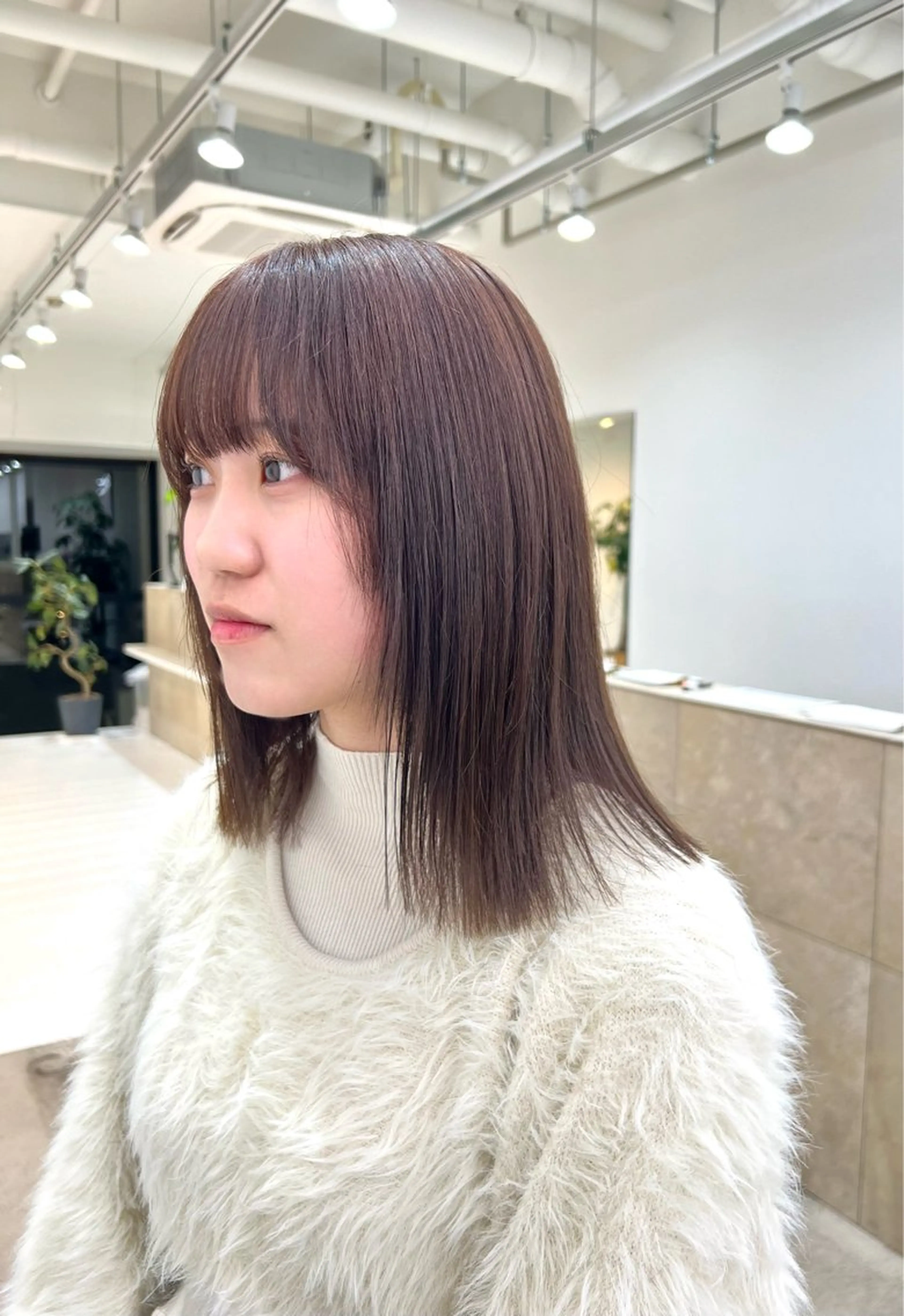 ミディアム カラー ブラウンカラー 透明感カラー ピンクカラー ピンクブラウン ヘアカラー ブリーチカラー🦋‪ 田中さくらのヘアスタイル