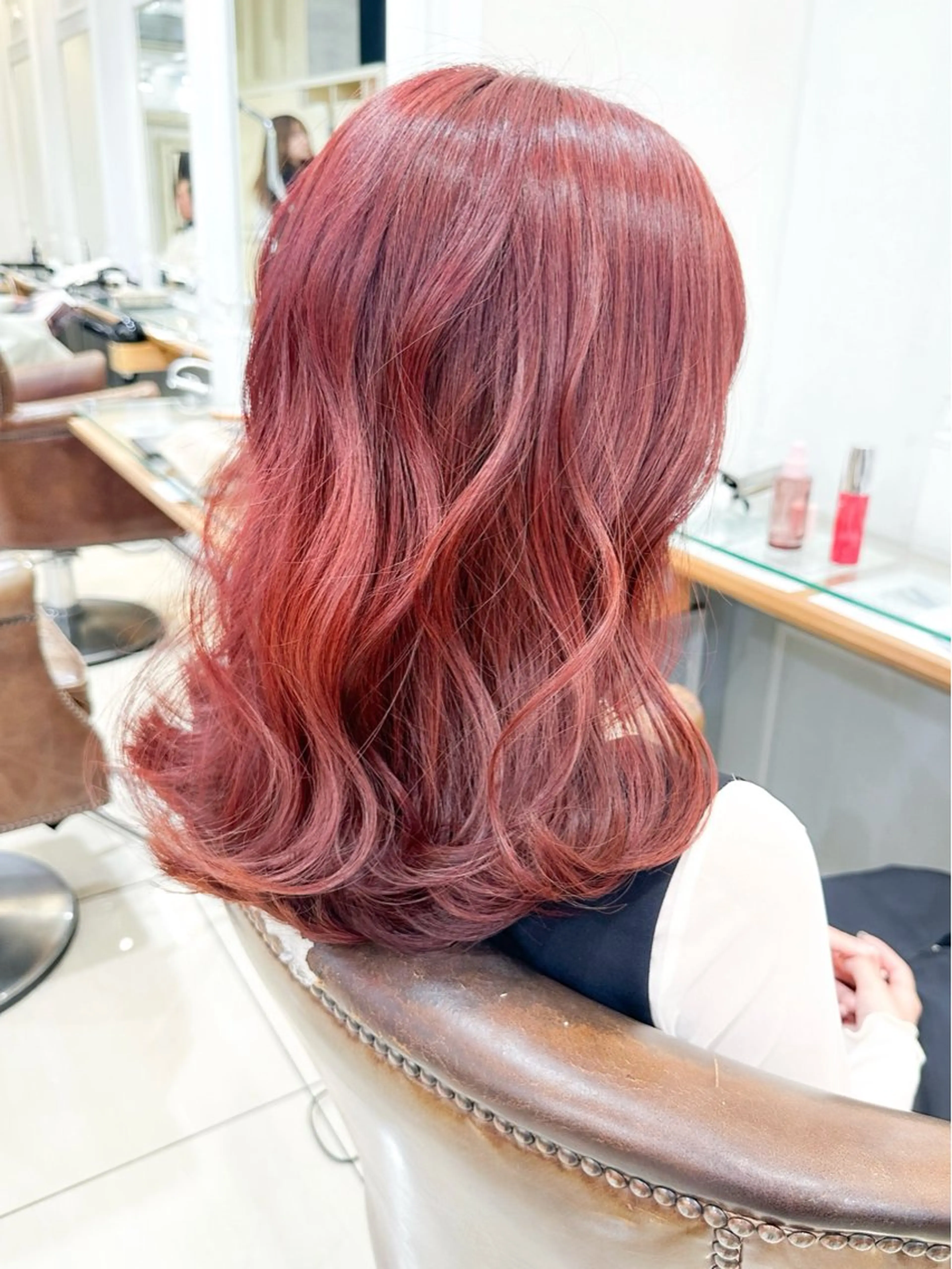 セミロング カラー ブリーチ ダブルカラー ブリーチなしカラー レッドカラー カット ヘアカラー ✨カラー支持No.1 🧸ワキ カナコ🧸のヘアスタイル