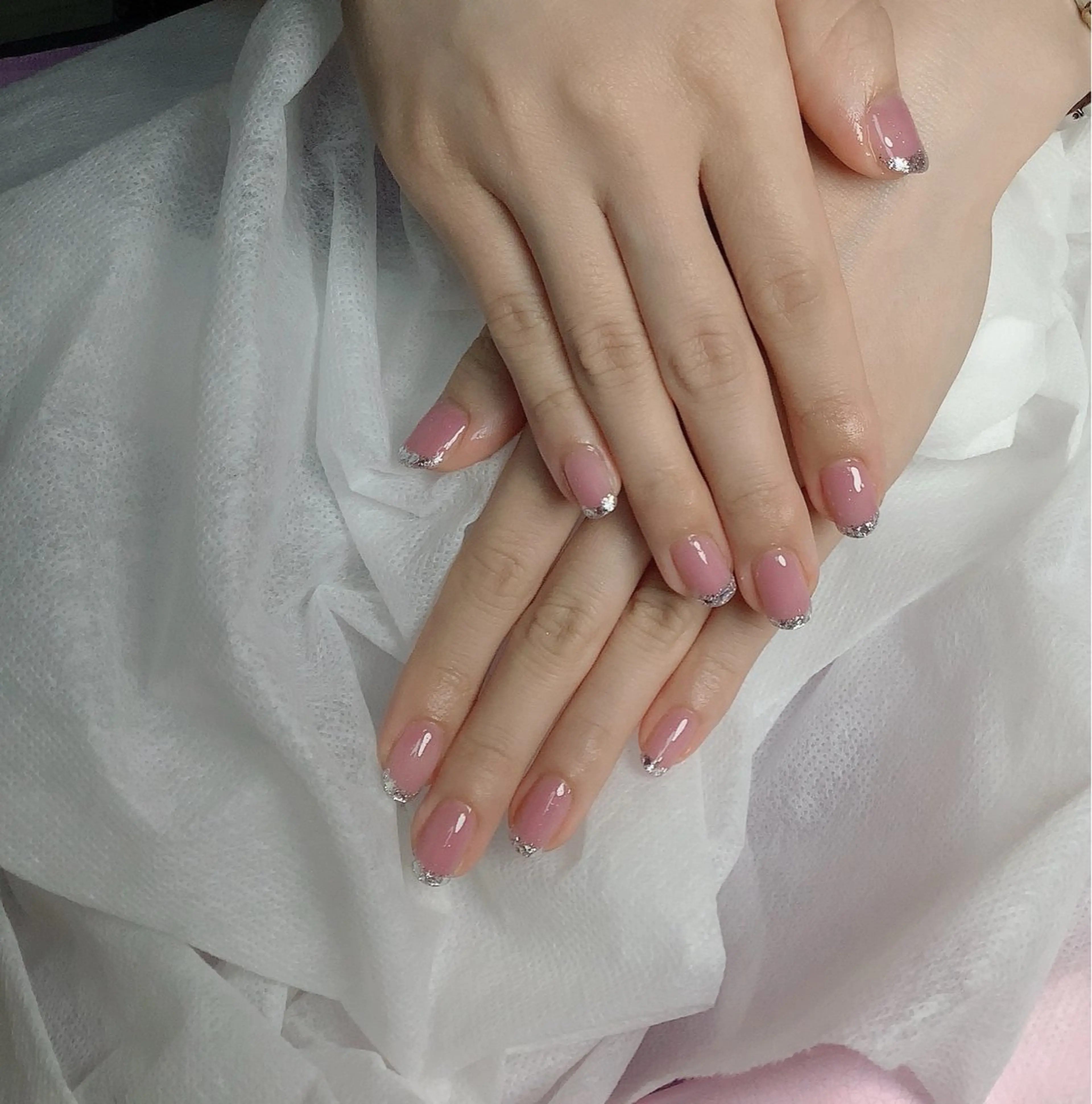 ネイル pink ladyサロン所属・べ にのネイルデザイン