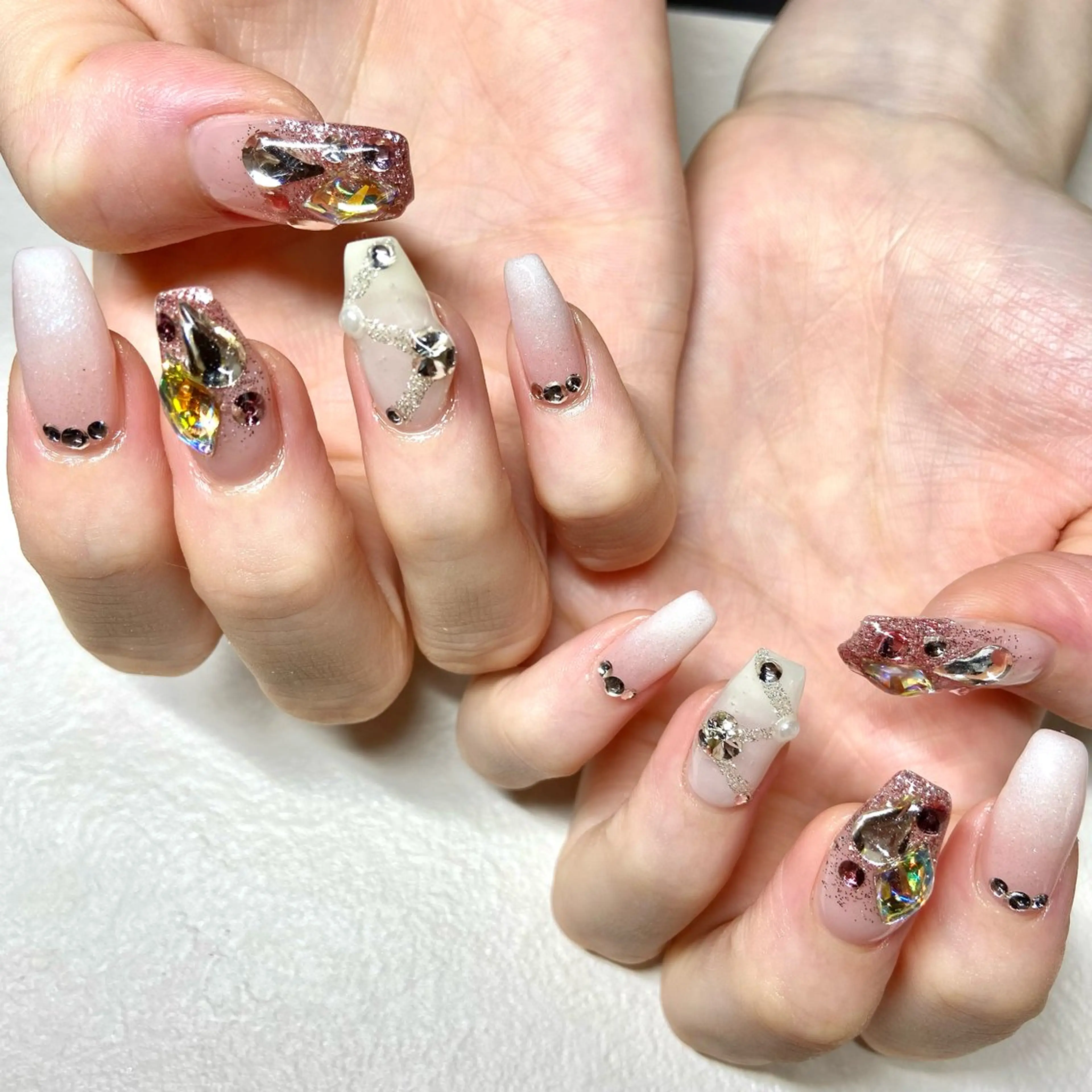 ネイル Allure小山店 Maiのネイルデザイン