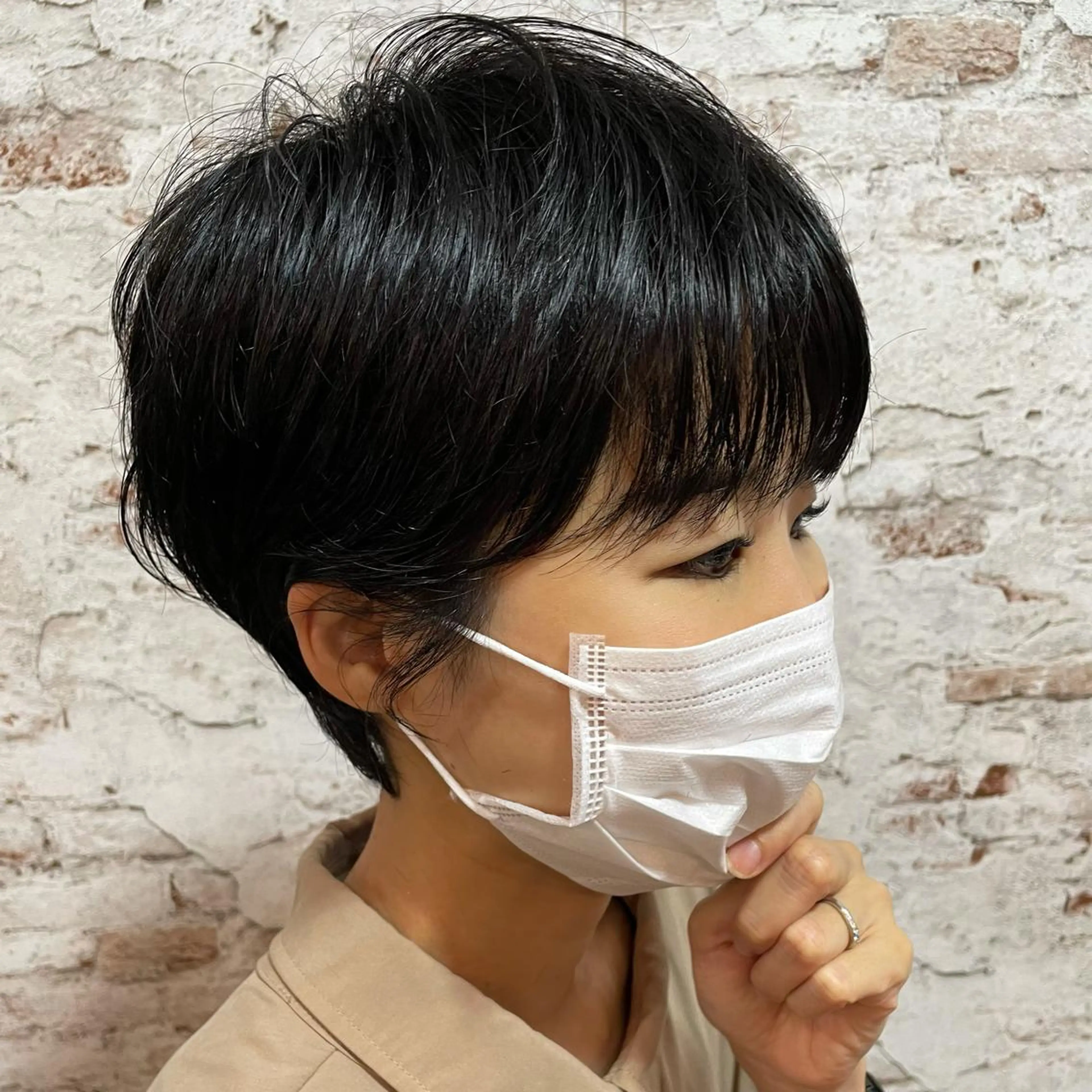 ショート パーソナルカラー 藤本夢のヘアスタイル