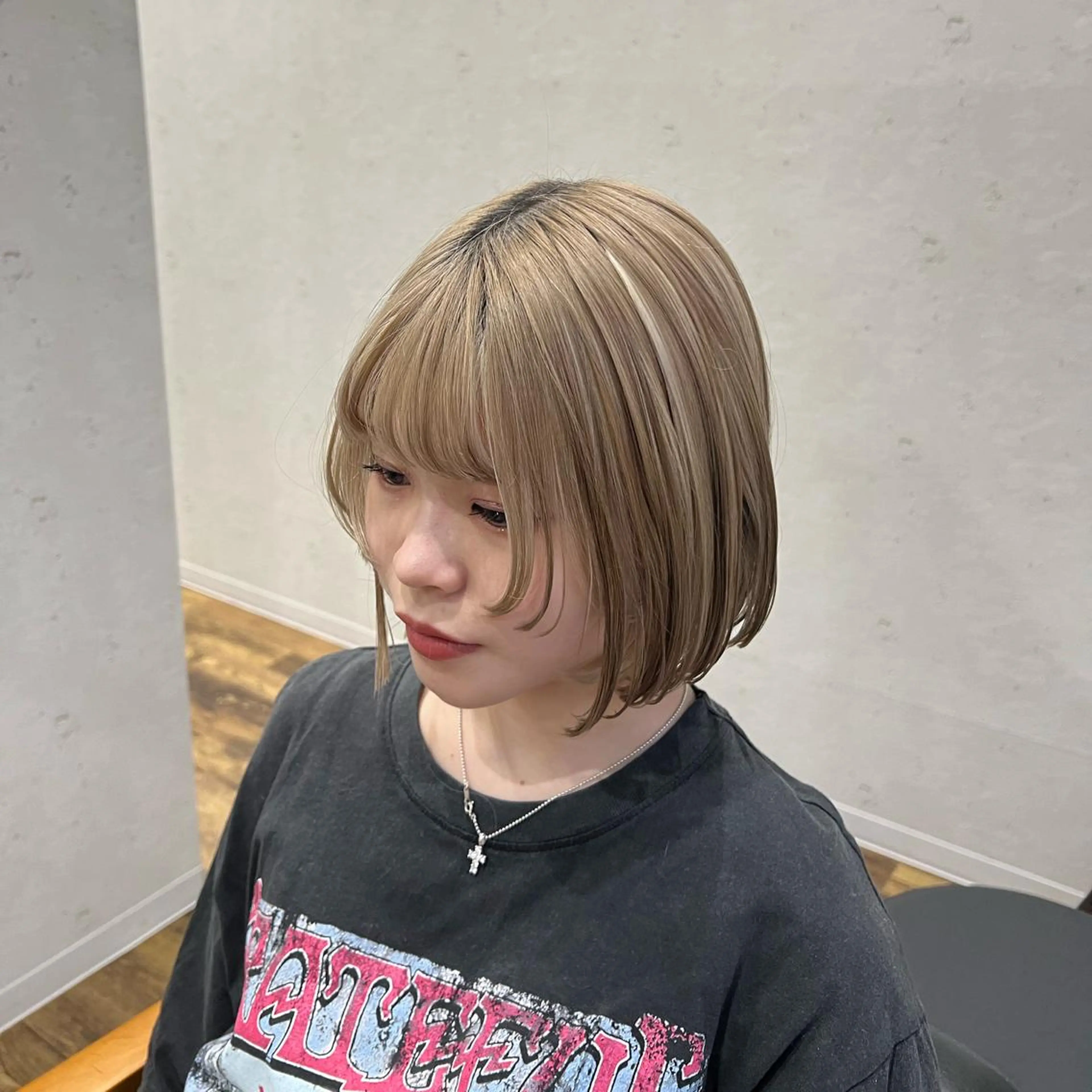 ショート 切りっぱなしボブ ボブ 顔まわりレイヤー 顔周りカット レイヤーカット Rounds by LIEN 錦糸町所属・ナチュラルカラー 錦糸町【三橋衿奈】のヘアスタイル