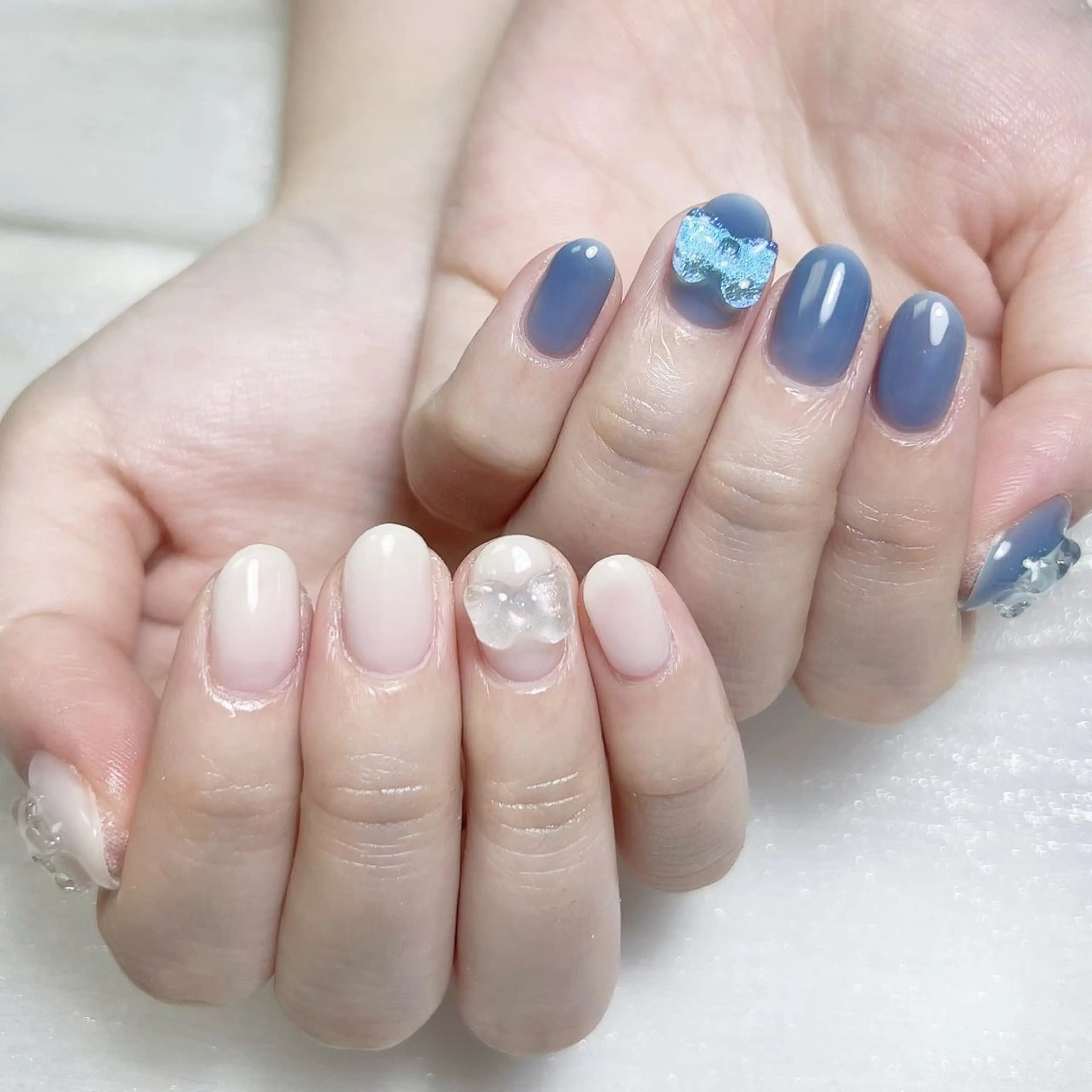 ネイル アートネイル オーロラネイル ガーリー キラキラネイル 韓国ネイル ハンドネイル Nail salon 木にいるのネイルデザイン