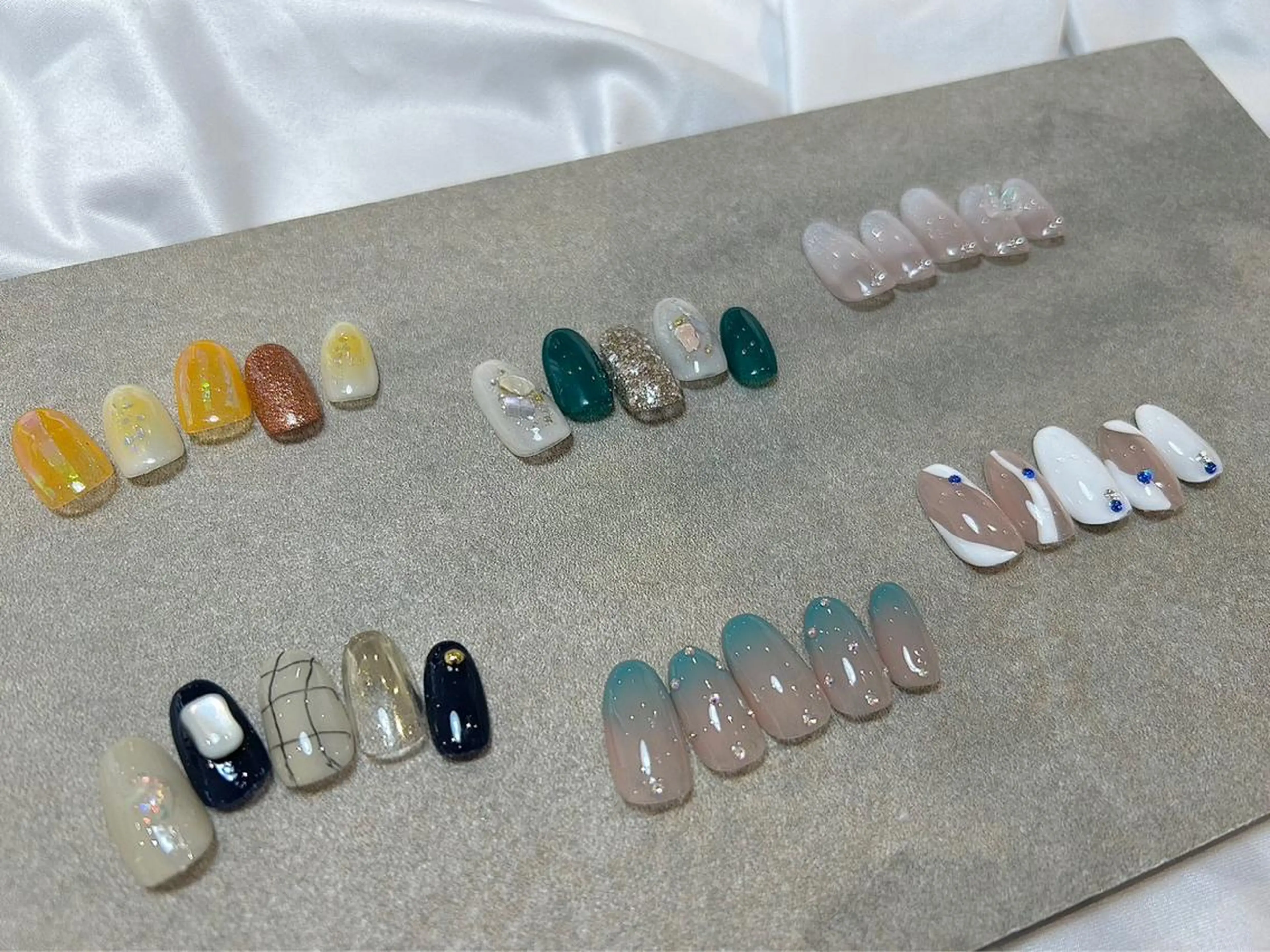 ネイル nailstudio ′ecole所属・nailstudio ′ecoleのネイルデザイン