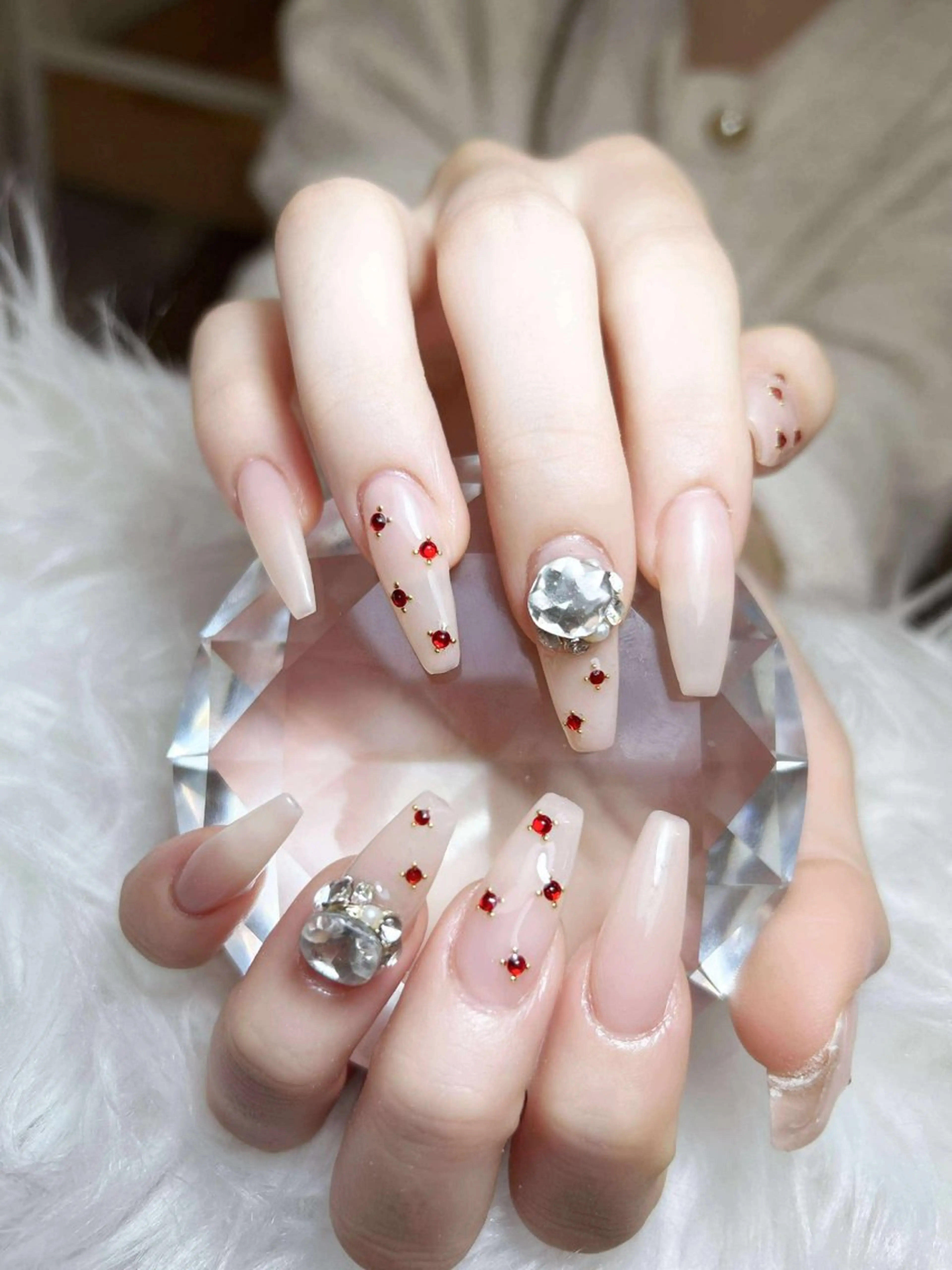 ネイル オーロラネイル チークネイル フットネイル フレンチネイル 韓国ネイル ハンドネイル Lumi Nailのネイルデザイン