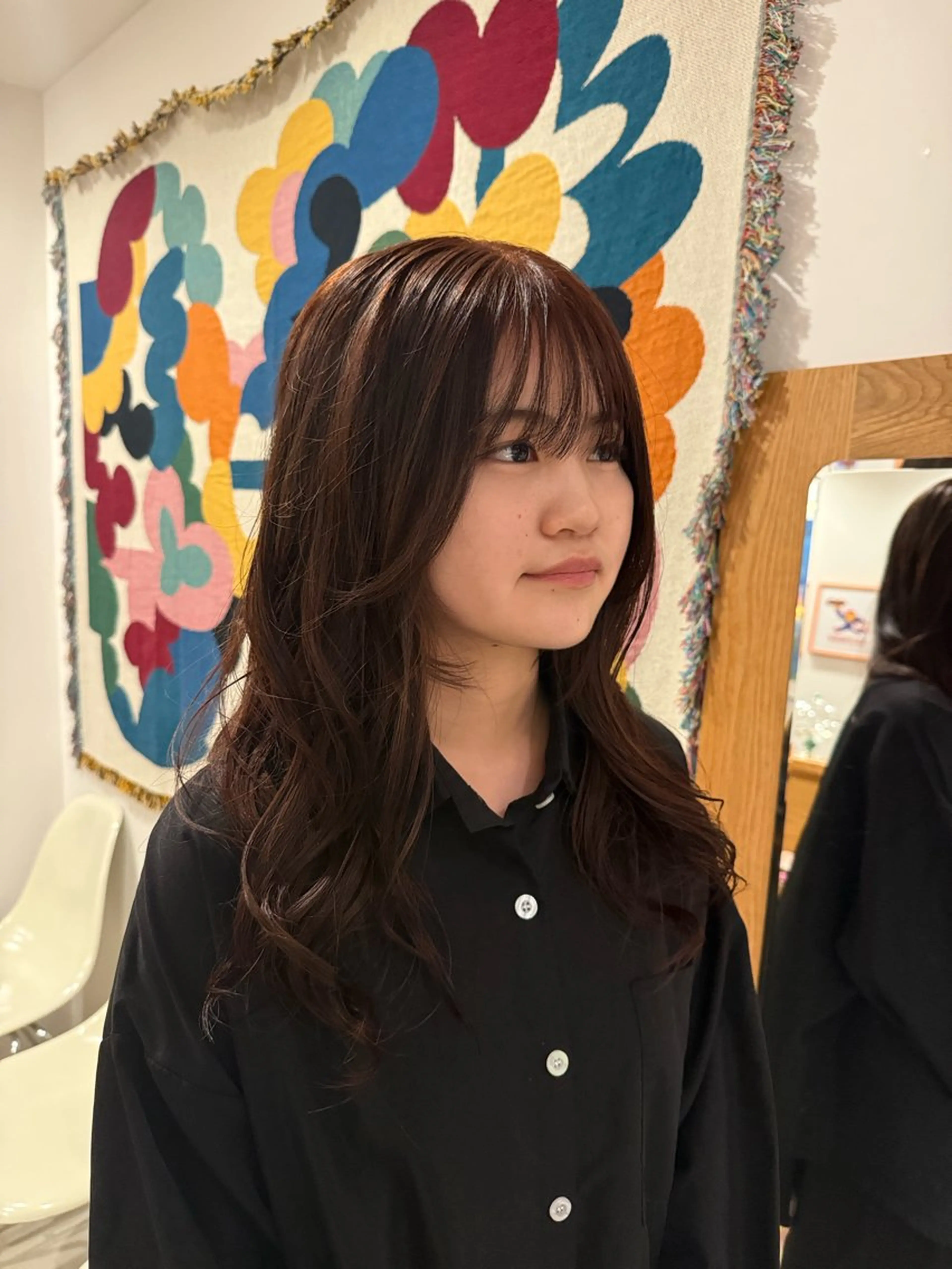 ロング レッドブラウン BELLEEQUIPE所属・山口 ゆいのヘアスタイル