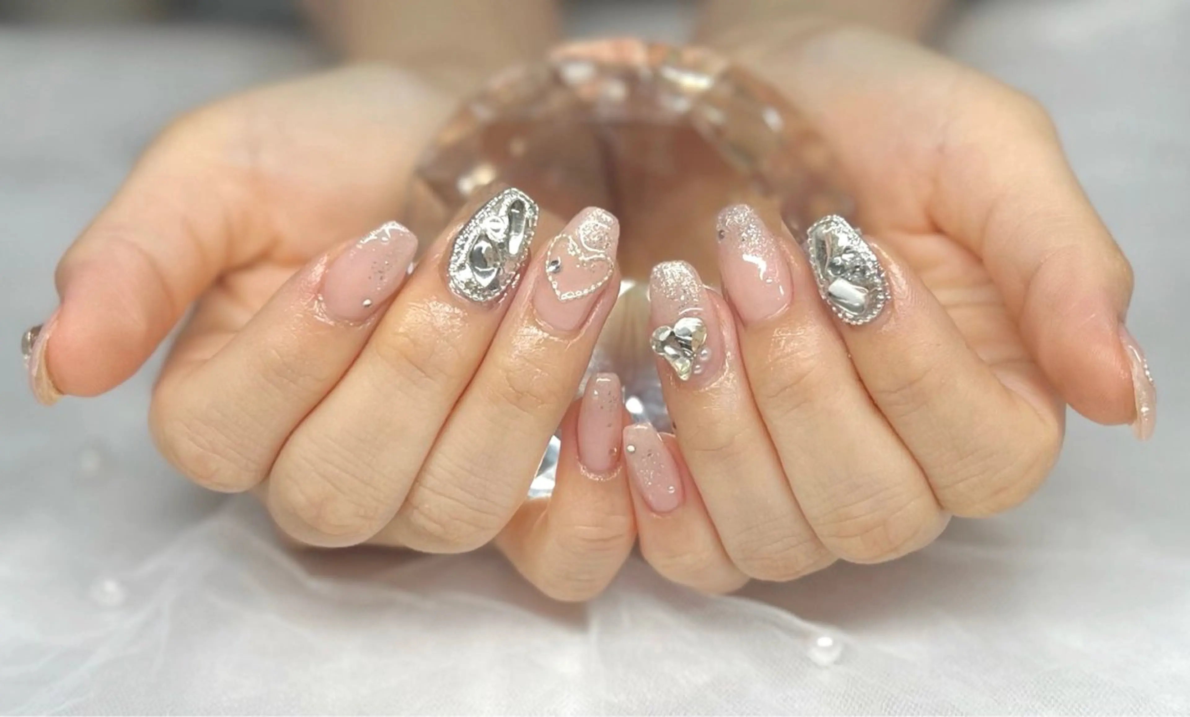 ネイル ハンドネイル Minako 【Charmant】のネイルデザイン