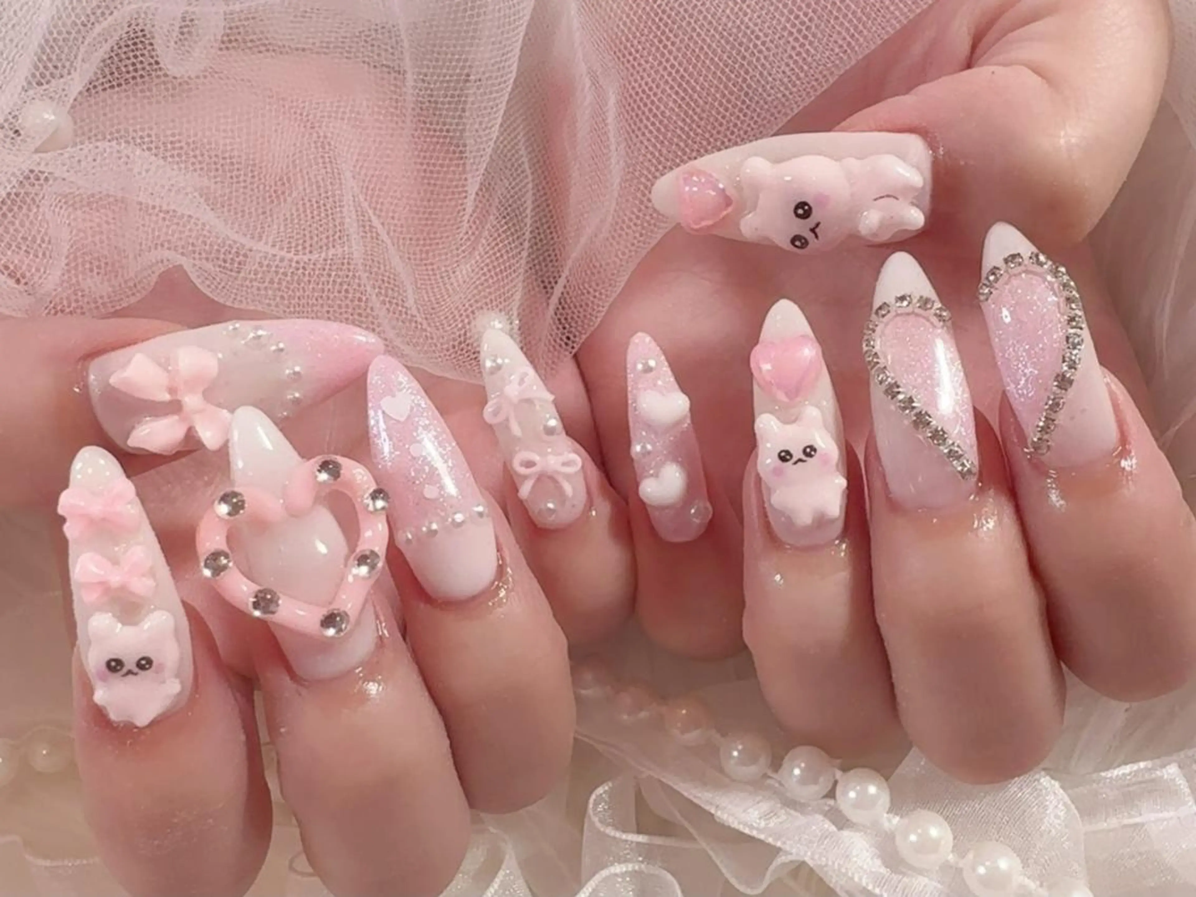 ネイル ミーネイル心斎橋 ☆NATSUKI☆のネイルデザイン