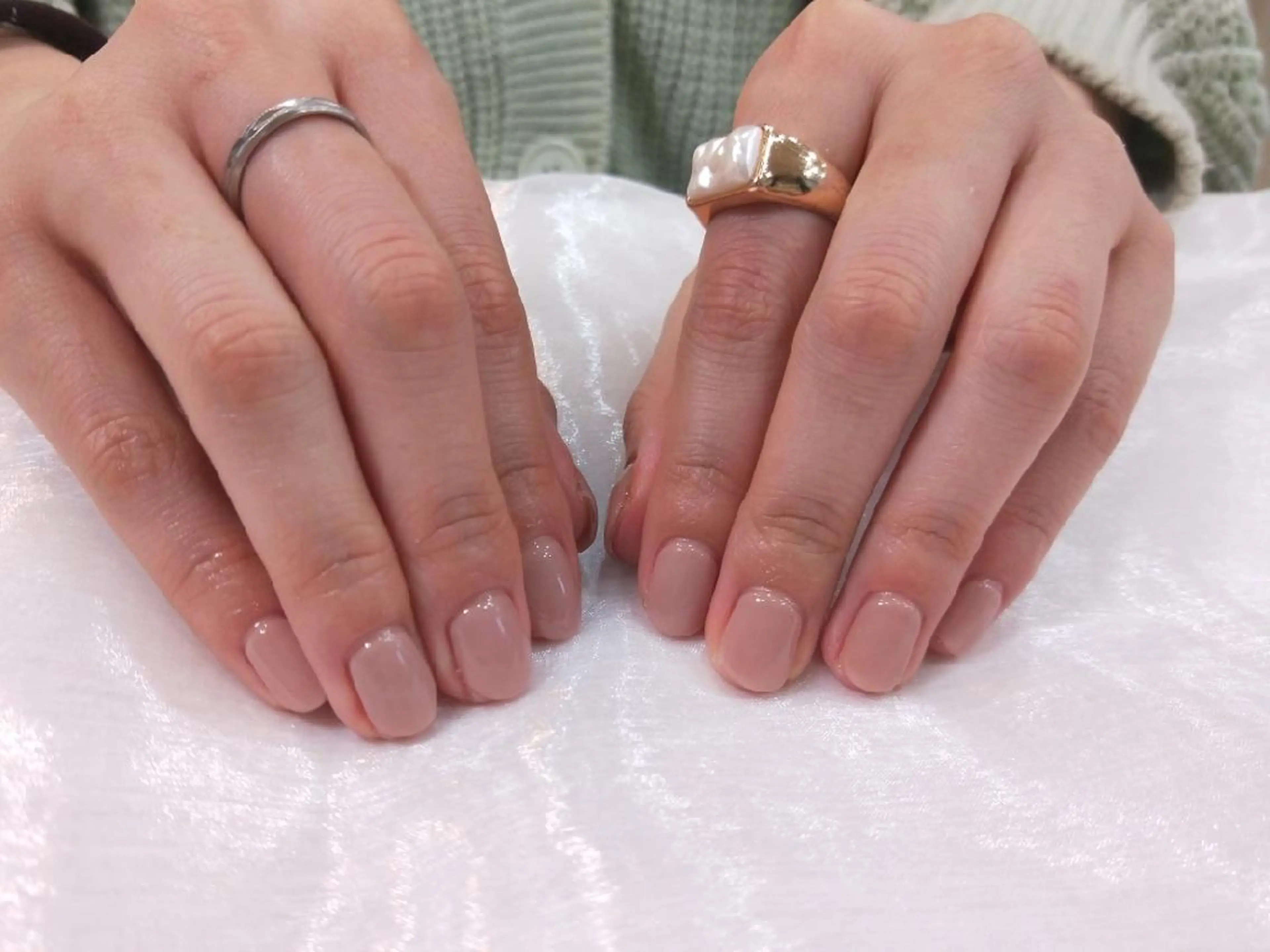 ネイル ハンドネイル ハンドケア R'well所属・はばすみれ🎀ﾈｲﾙ 光ﾌｪｲｼｬﾙ ﾍｱのネイルデザイン