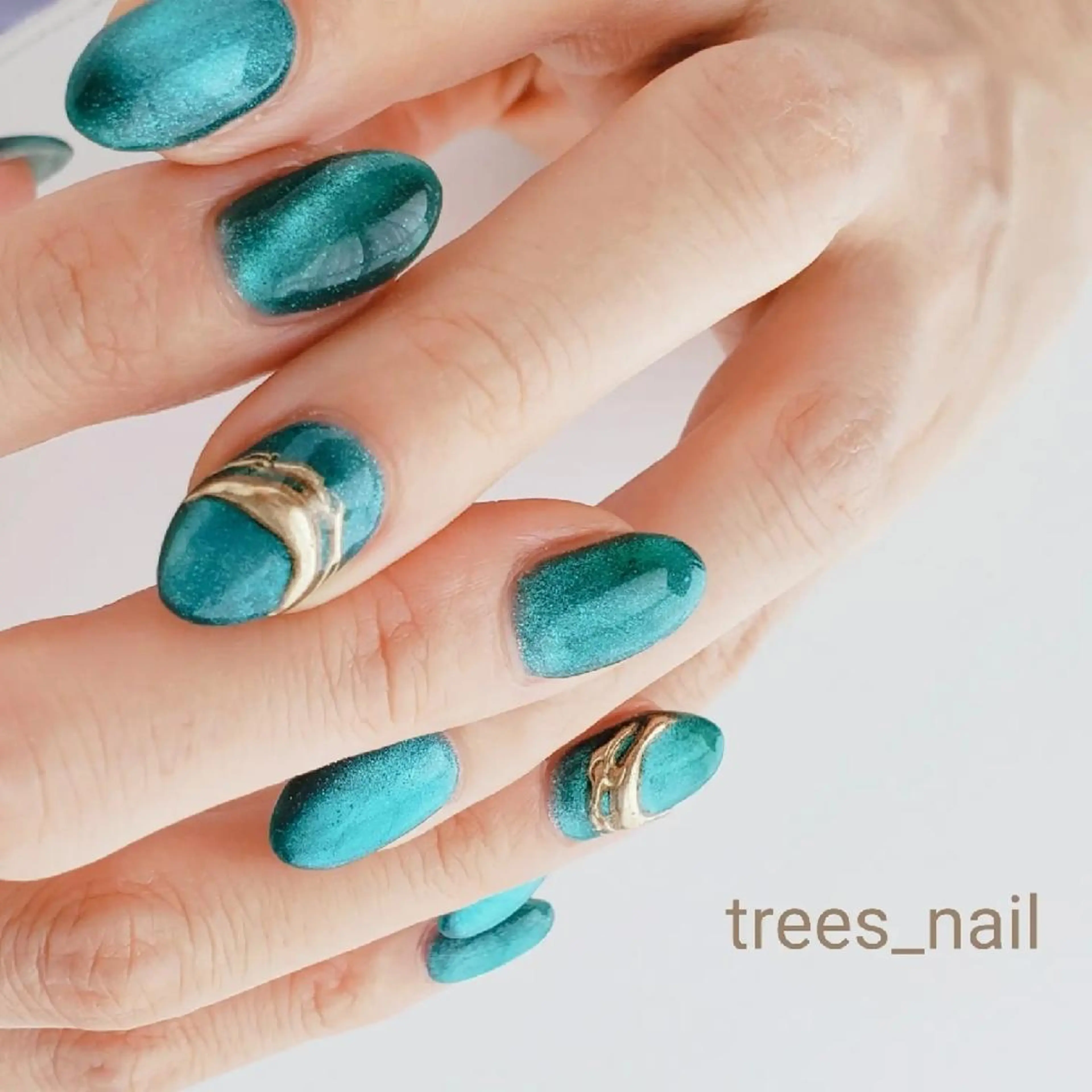 ネイル クリアネイル グリーン マグネットネイル ミラーネイル trees_ nailのネイルデザイン