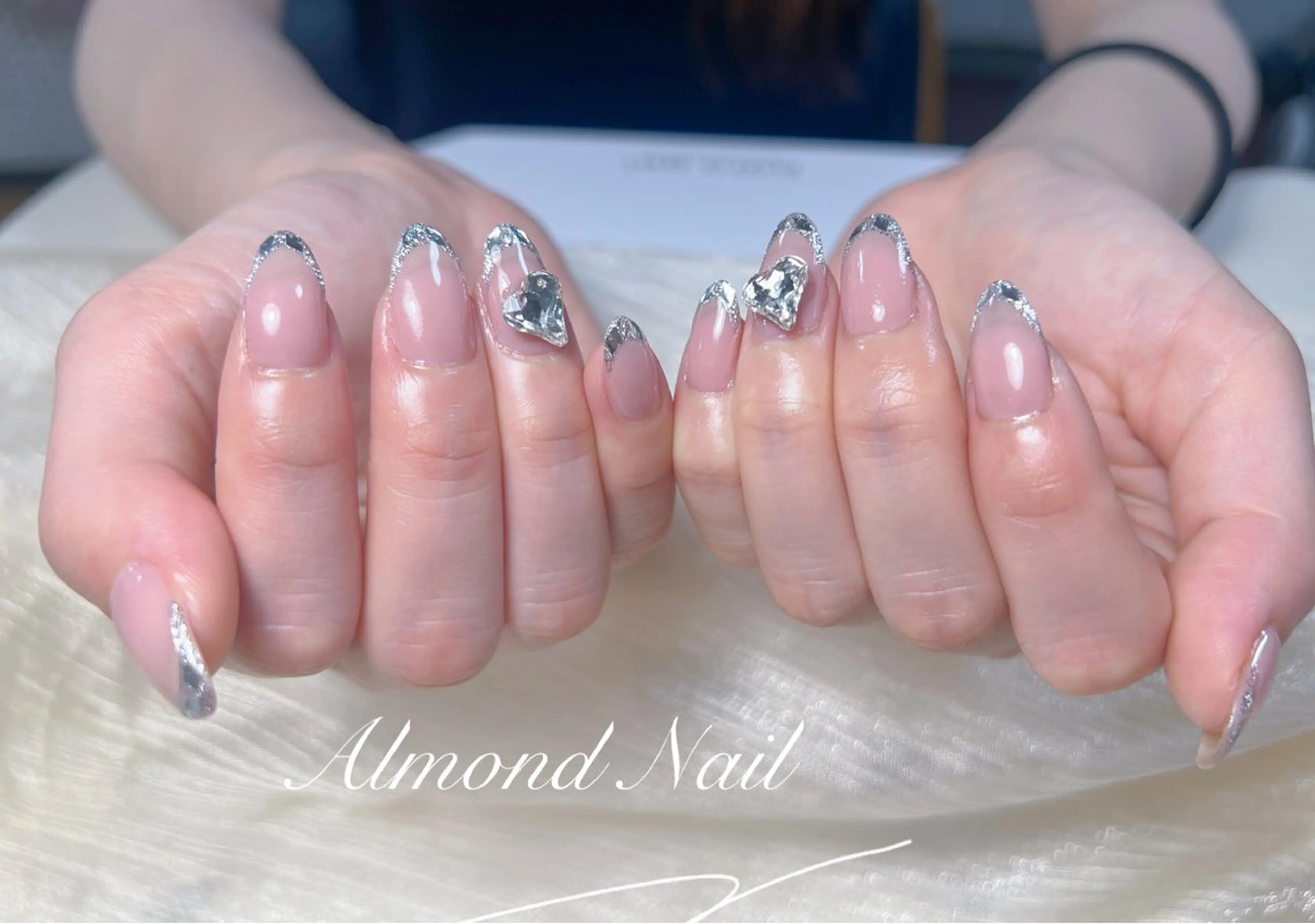 ネイル ハンドネイル Almond Nail 亀戸のネイルデザイン