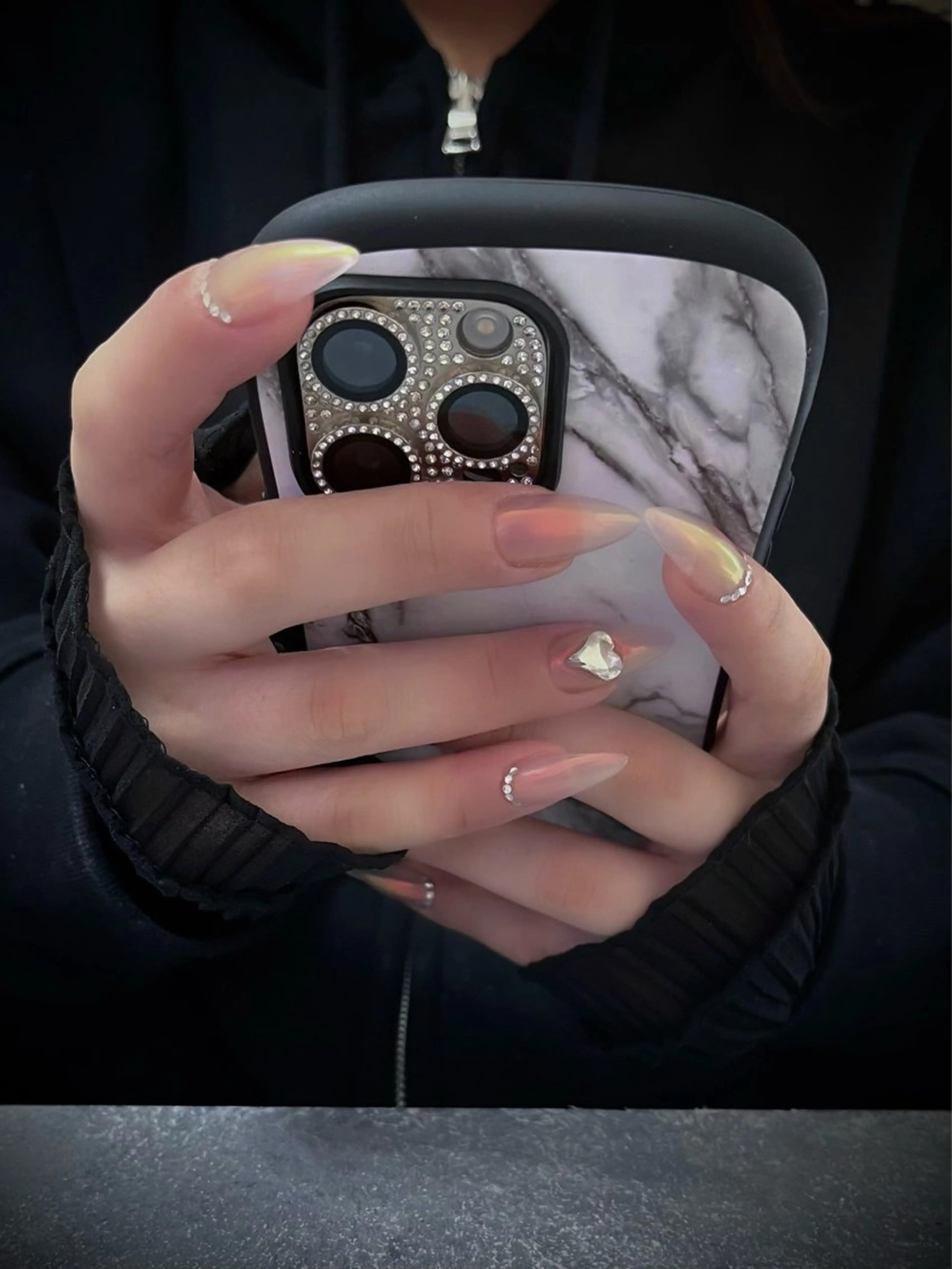 ネイル キラキラネイル マグネットネイル ワンカラーネイル スカルプネイル ワンホンネイル nine.🦋 YUKOのネイルデザイン