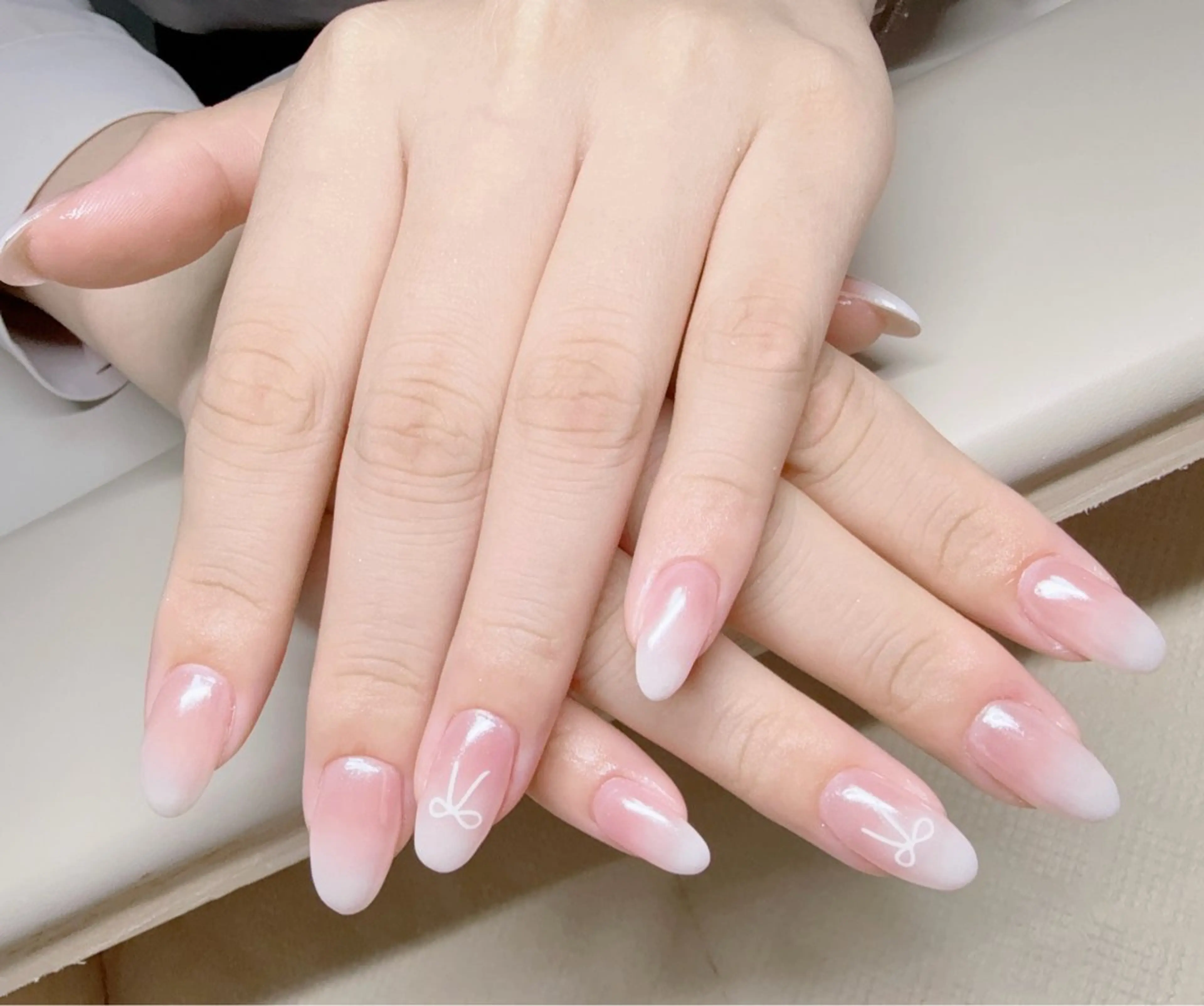 ネイル オーロラネイル べっ甲ネイル ブルー チークネイル フットネイル ハンドネイル ハンドケア For you. Nail Salonのネイルデザイン
