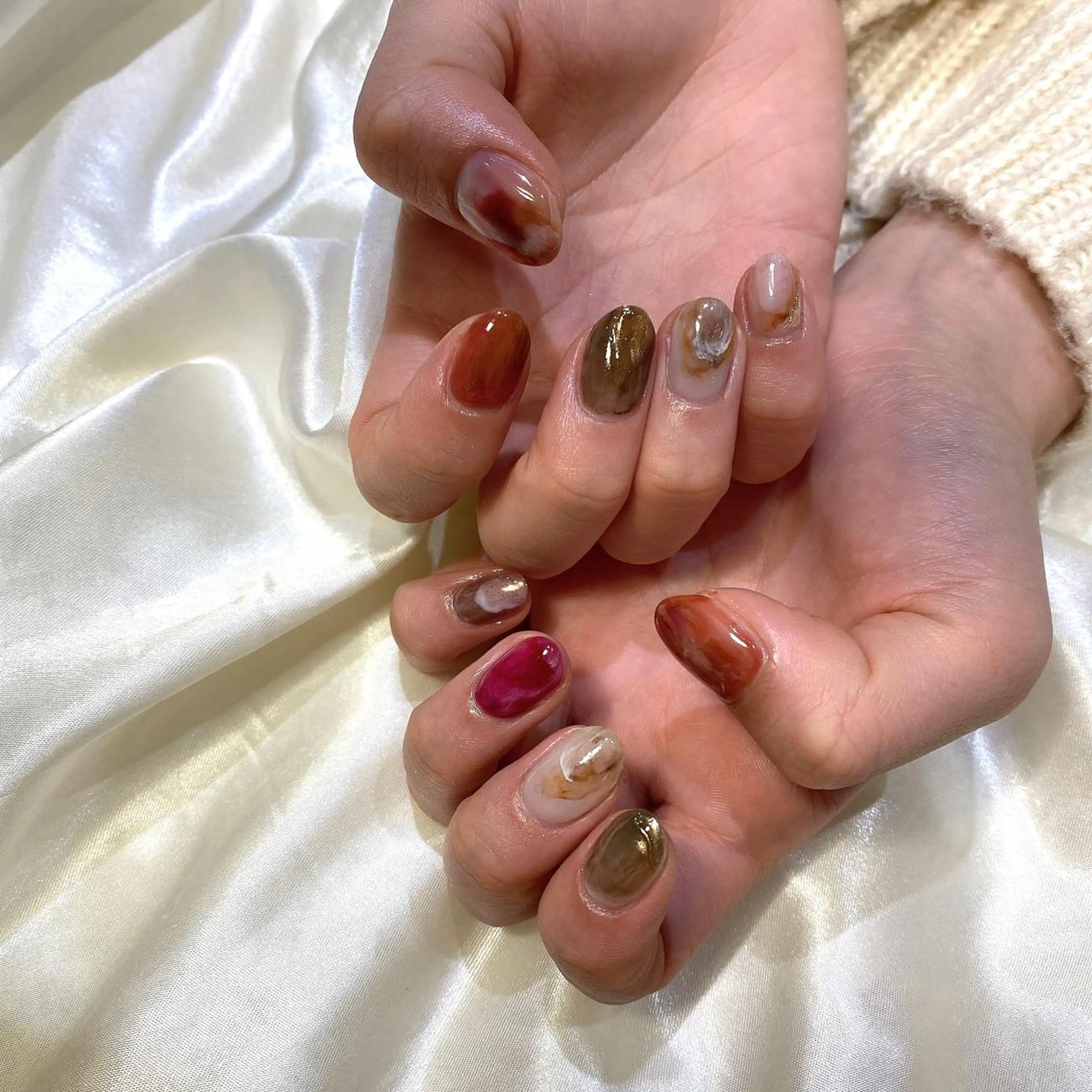 ネイル ハンドネイル 西岡 杏のネイルデザイン