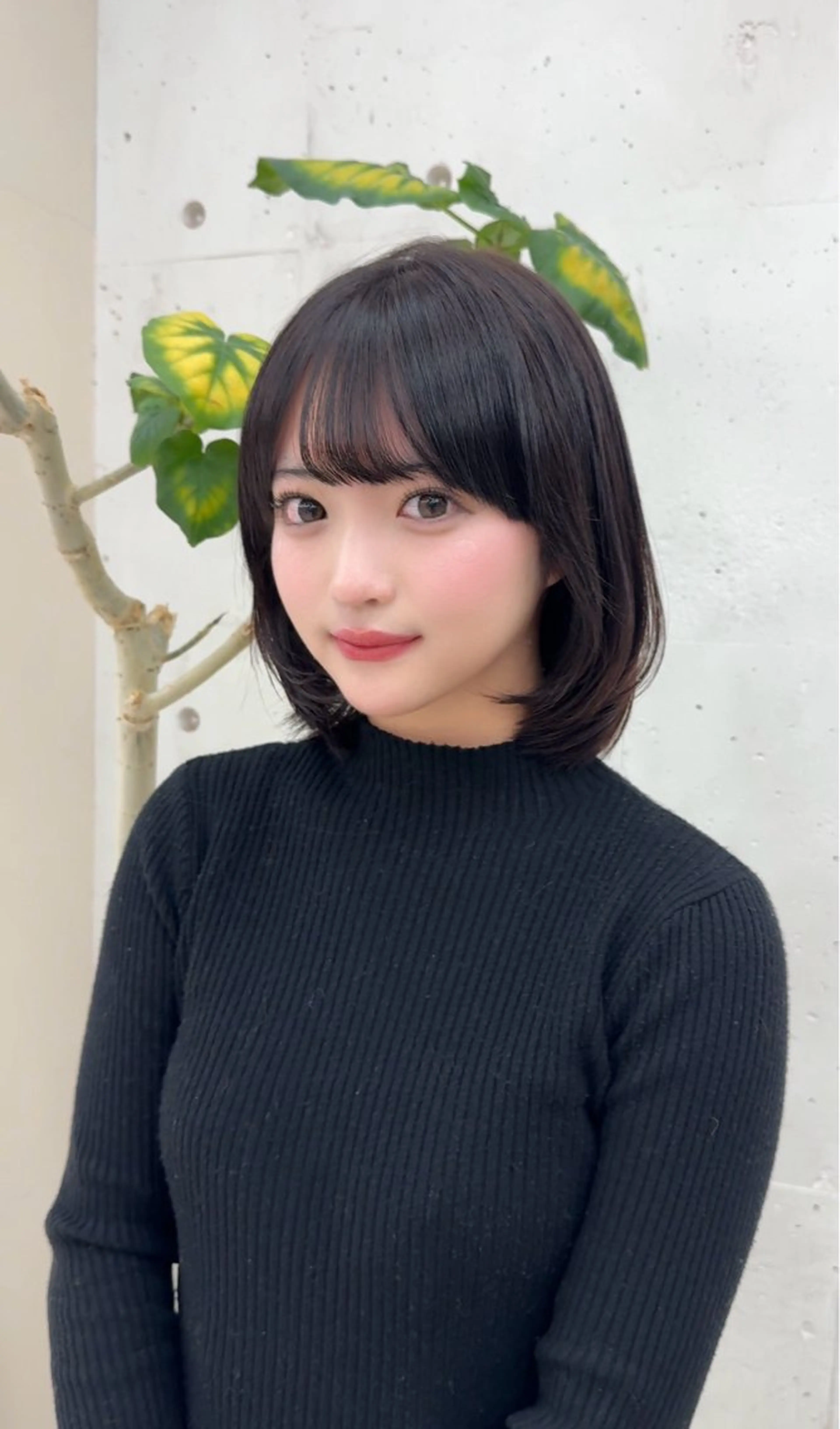 ミディアム 野村 真白のヘアスタイル