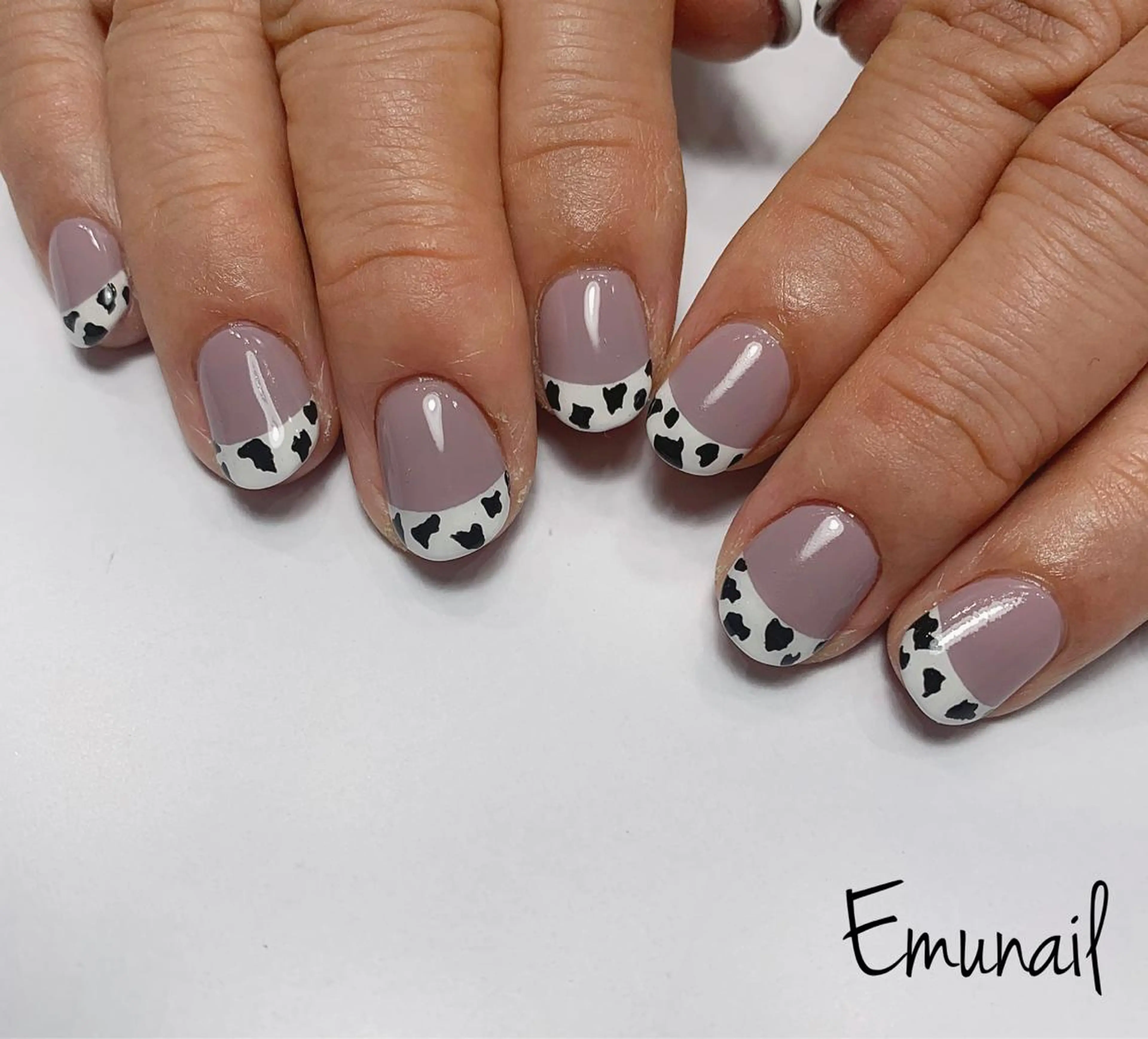 ネイル ハンドネイル Emu Nailのネイルデザイン