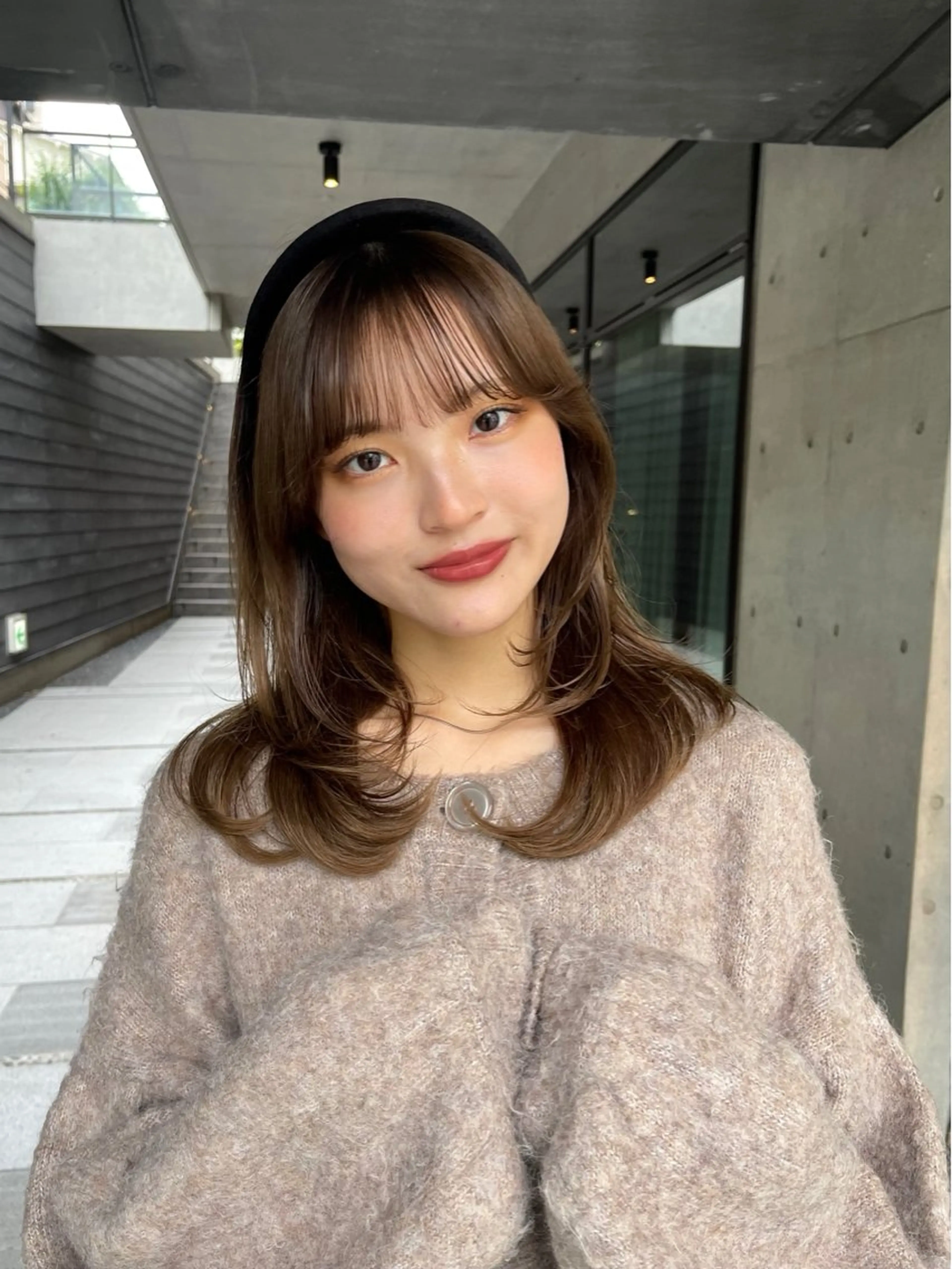 セミロング カラー レイヤーカット 愛莉/ラベンダー/ ベージュ/ブラウンのヘアスタイル