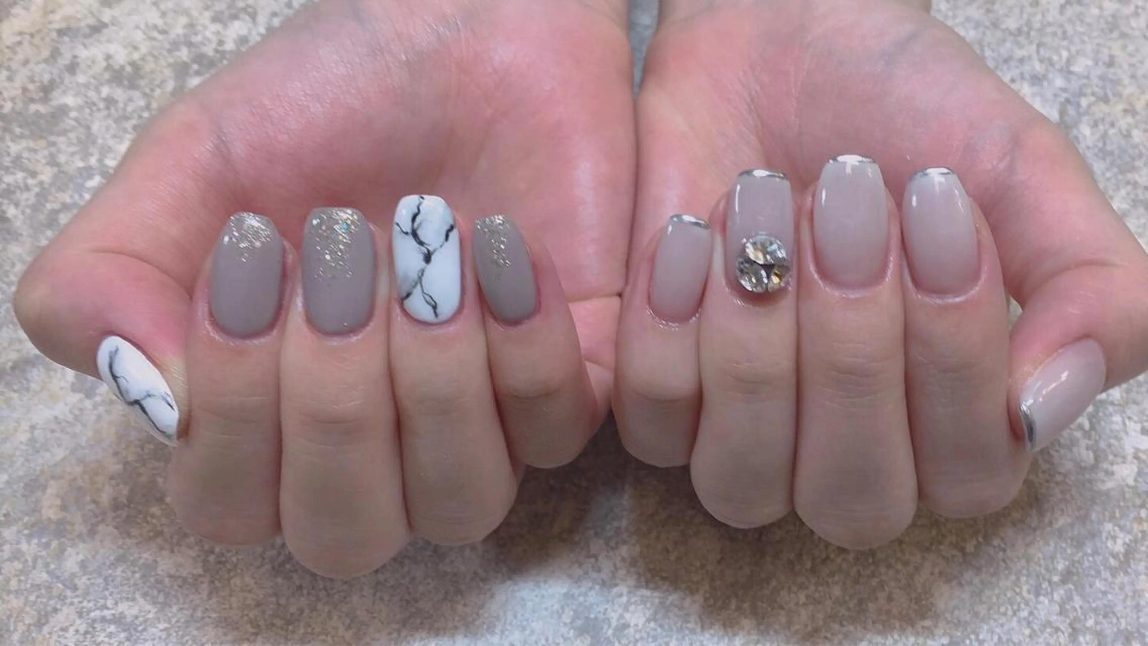 ネイル ハンドネイル LOVE NAIL 💕Sonoのネイルデザイン