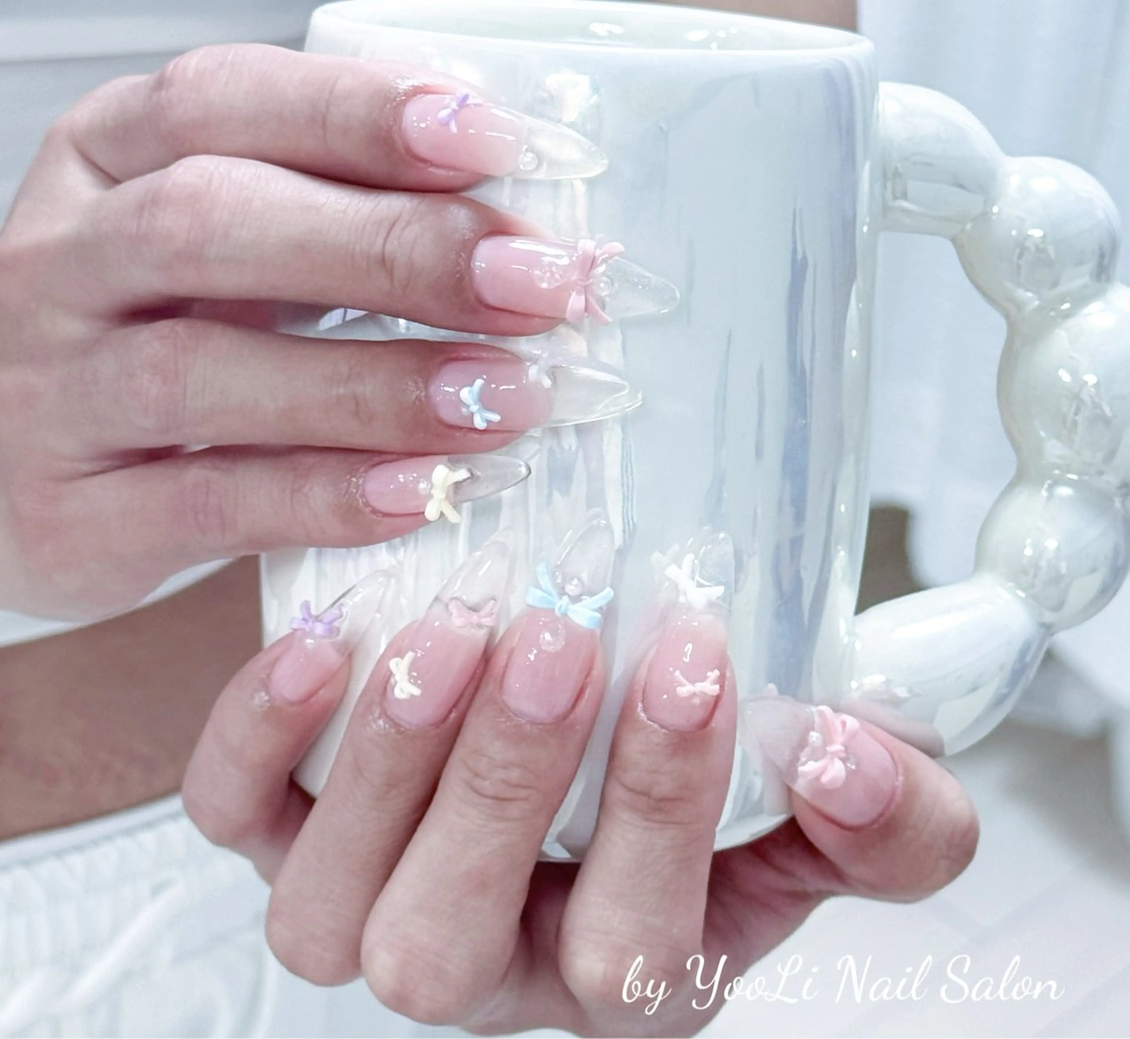 ネイル アートネイル オーロラネイル チークネイル フレンチネイル ガラスフレンチ ハンドネイル 🎀🎀YooLi Nail Salonのネイルデザイン