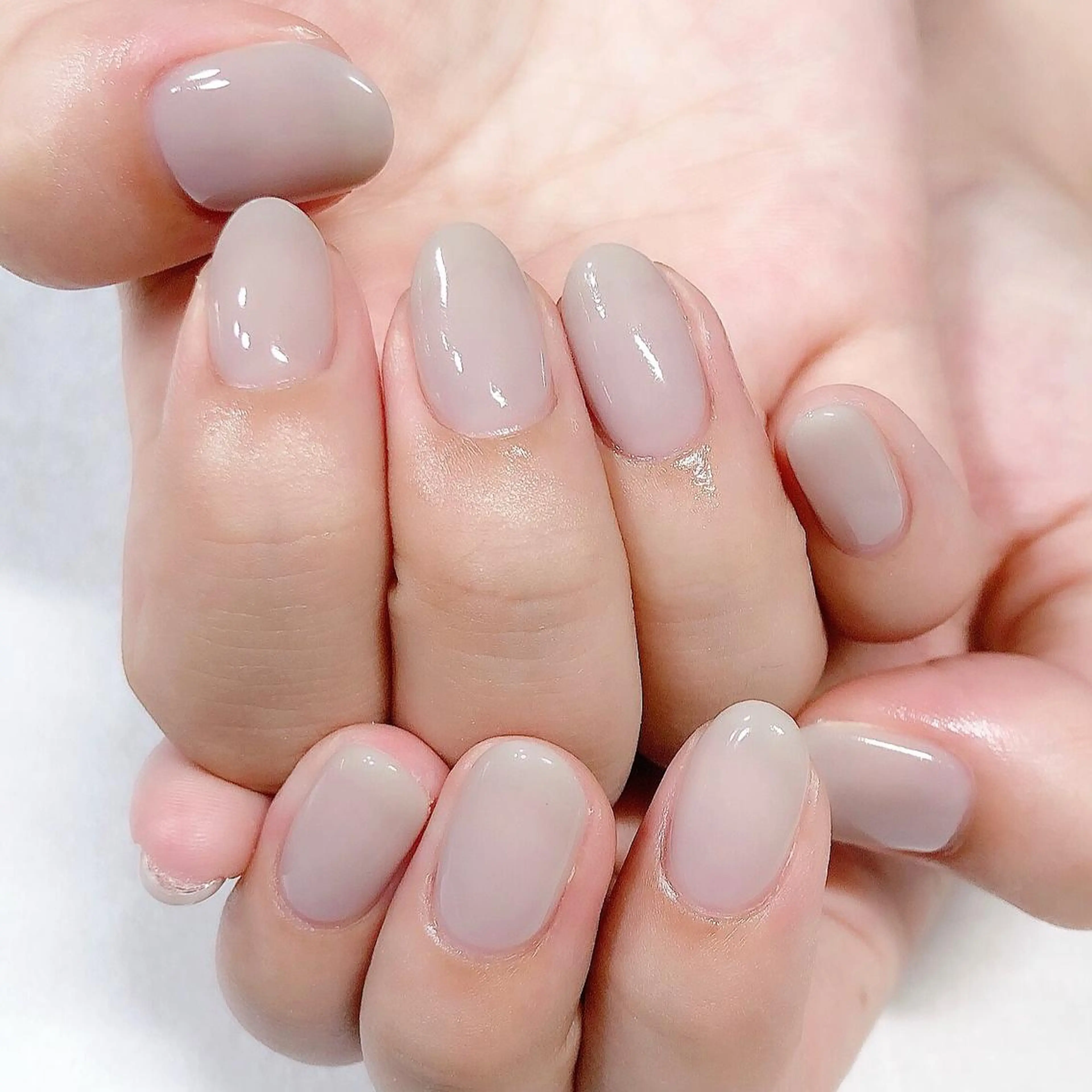 ネイル ワンカラーネイル 東 千夏のネイルデザイン