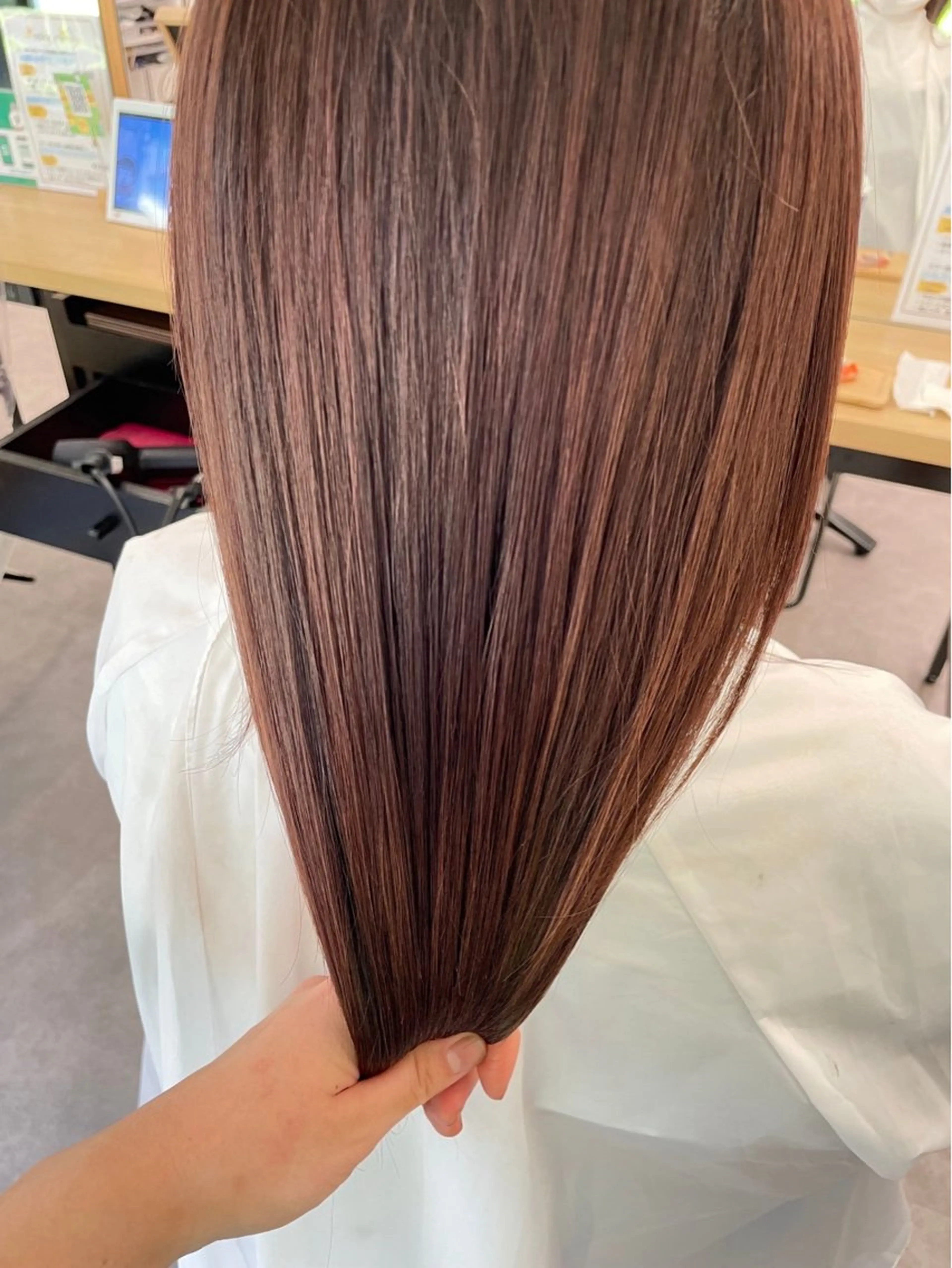 カラー レイヤーカット/ 艶カラー/山内一暉のヘアスタイル