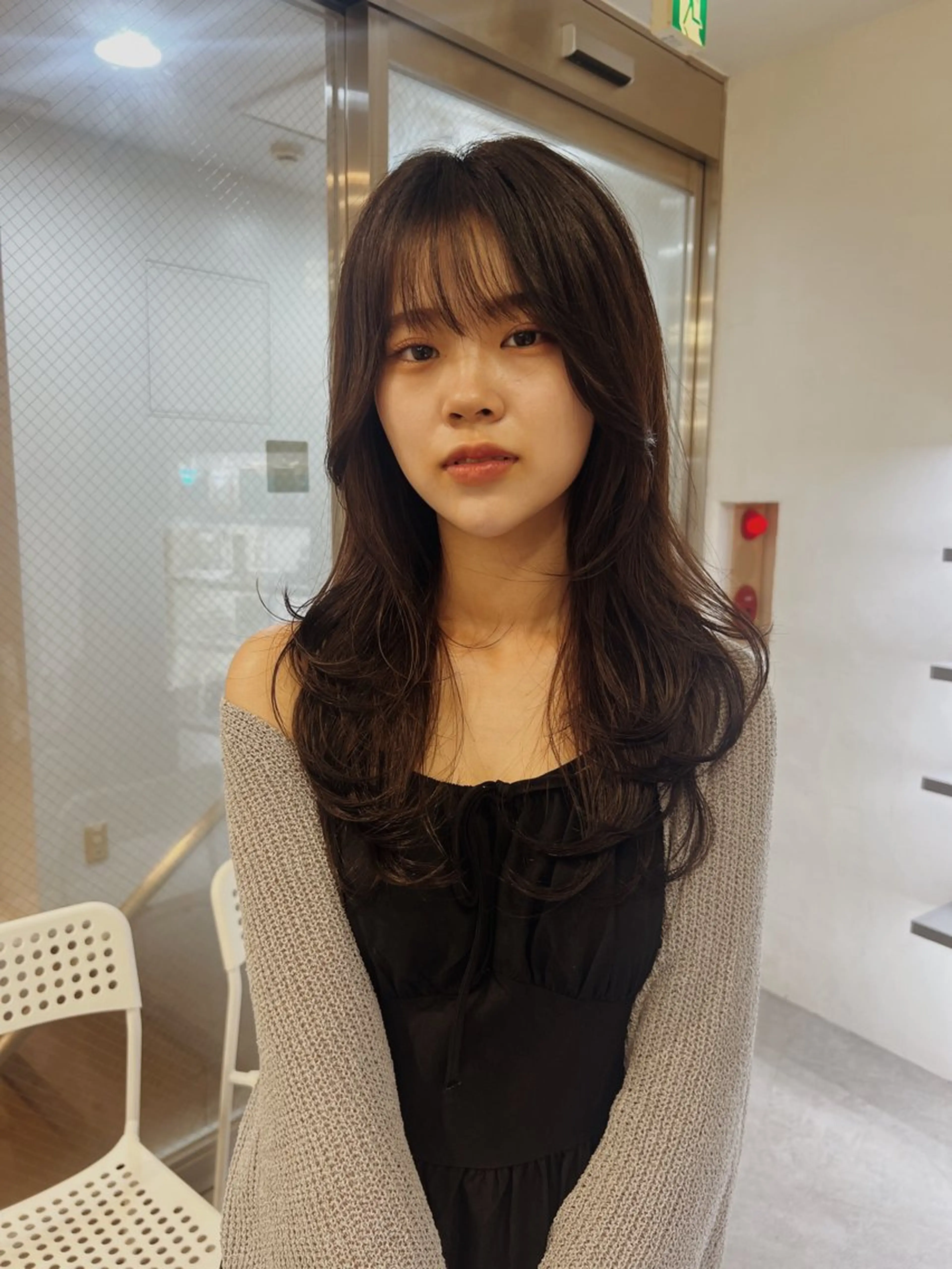 セミロング カラー ヘアアレンジ ベージュカラー ブリーチ ブロンド ケアブリーチ ダブルカラー ショートヘア原宿 fifth コシのヘアスタイル