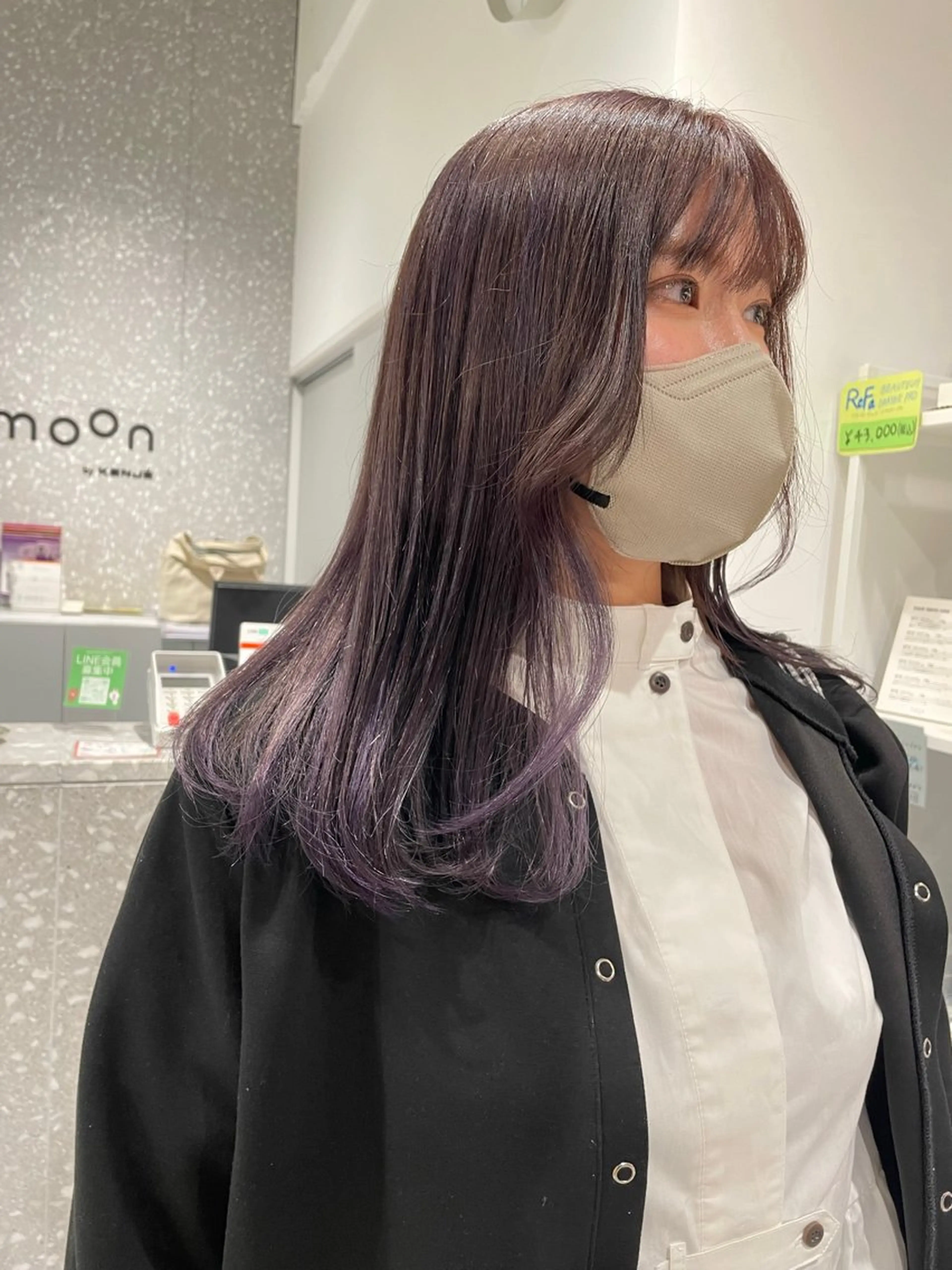 セミロング カラー 月100人以上 髪質改善施術｜谷口のヘアスタイル