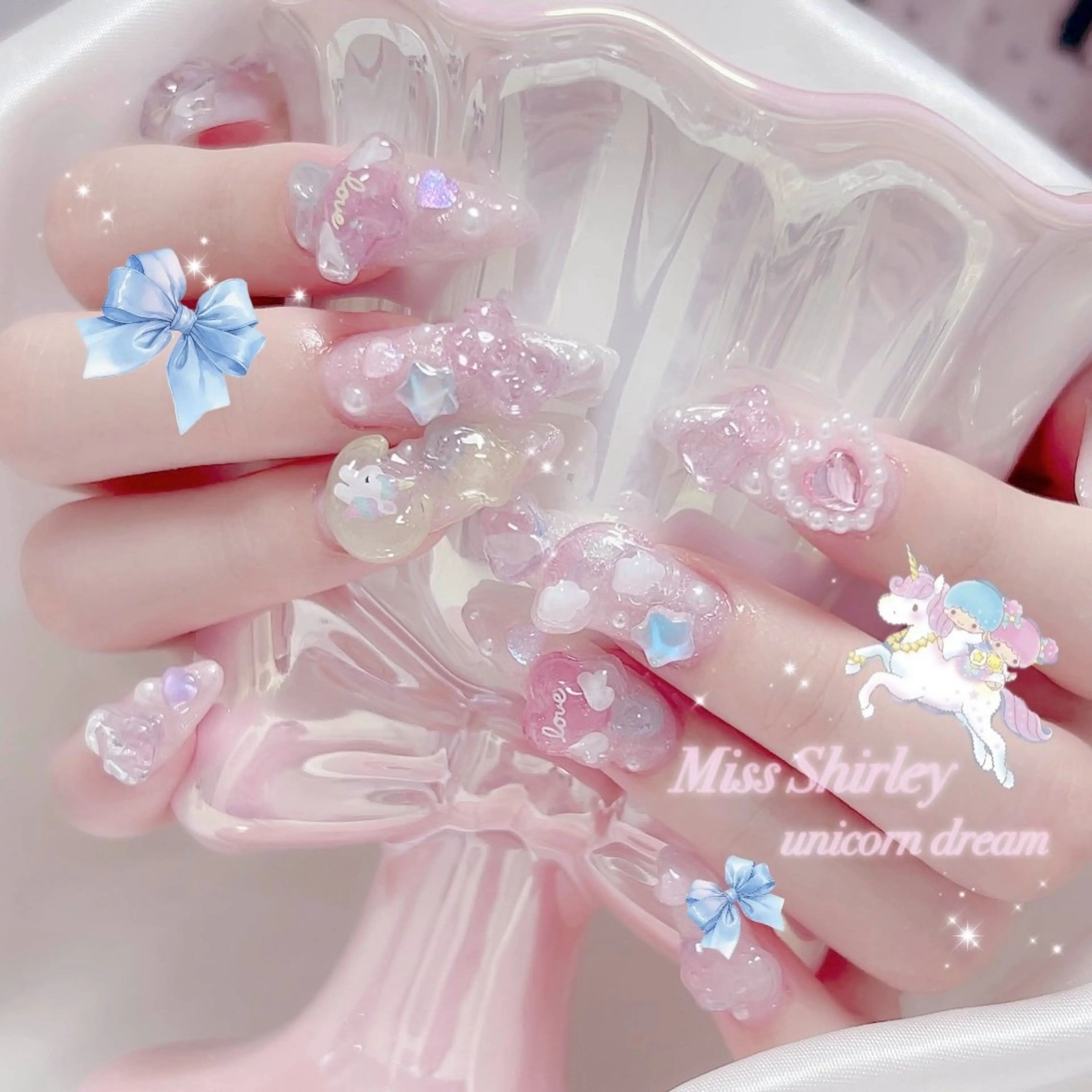 ネイル nailsalon Miss Shirley所属・Miss Shirley新宿のネイルデザイン