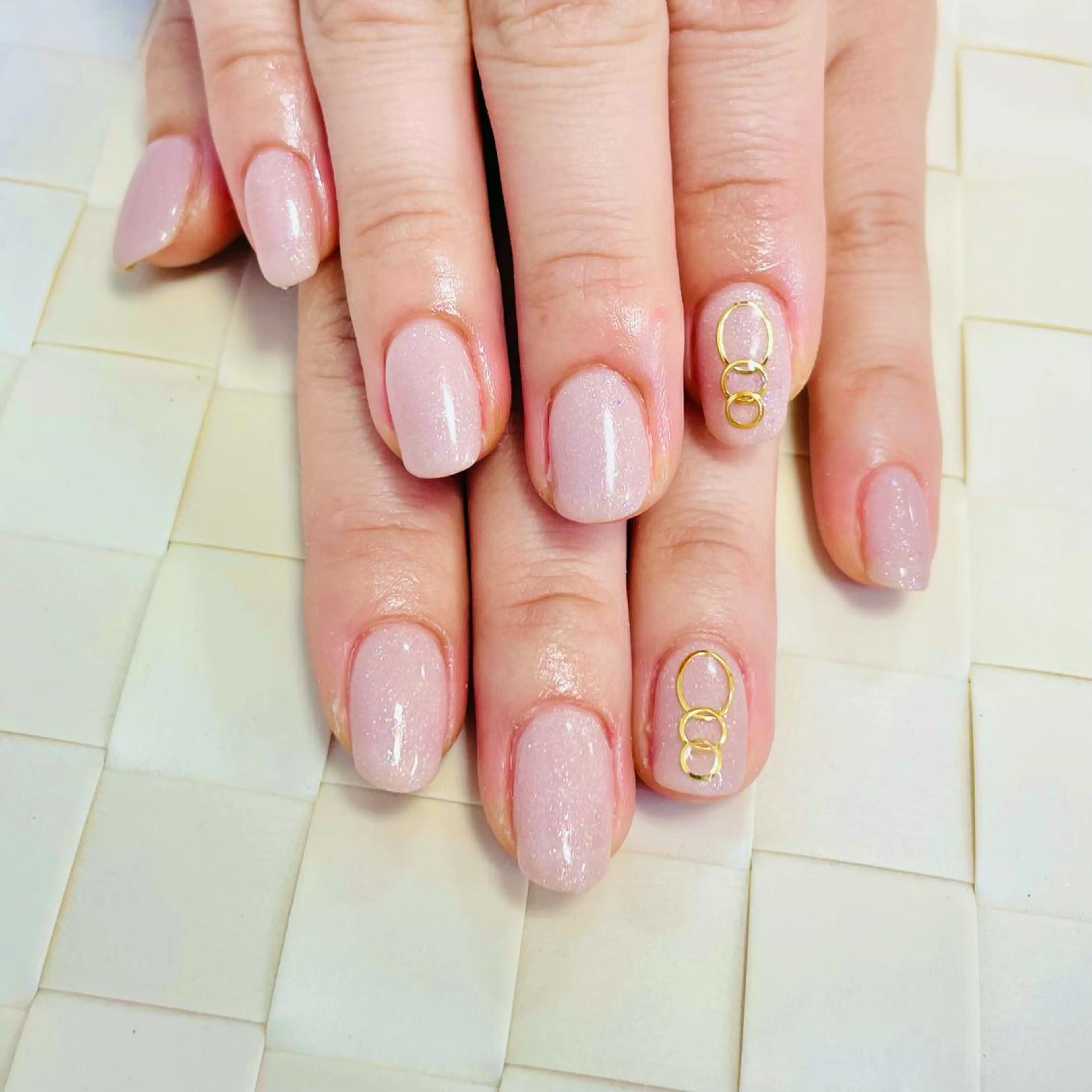 ネイル e+LUCIA NAIL関内店所属・花岡 佑紀のネイルデザイン