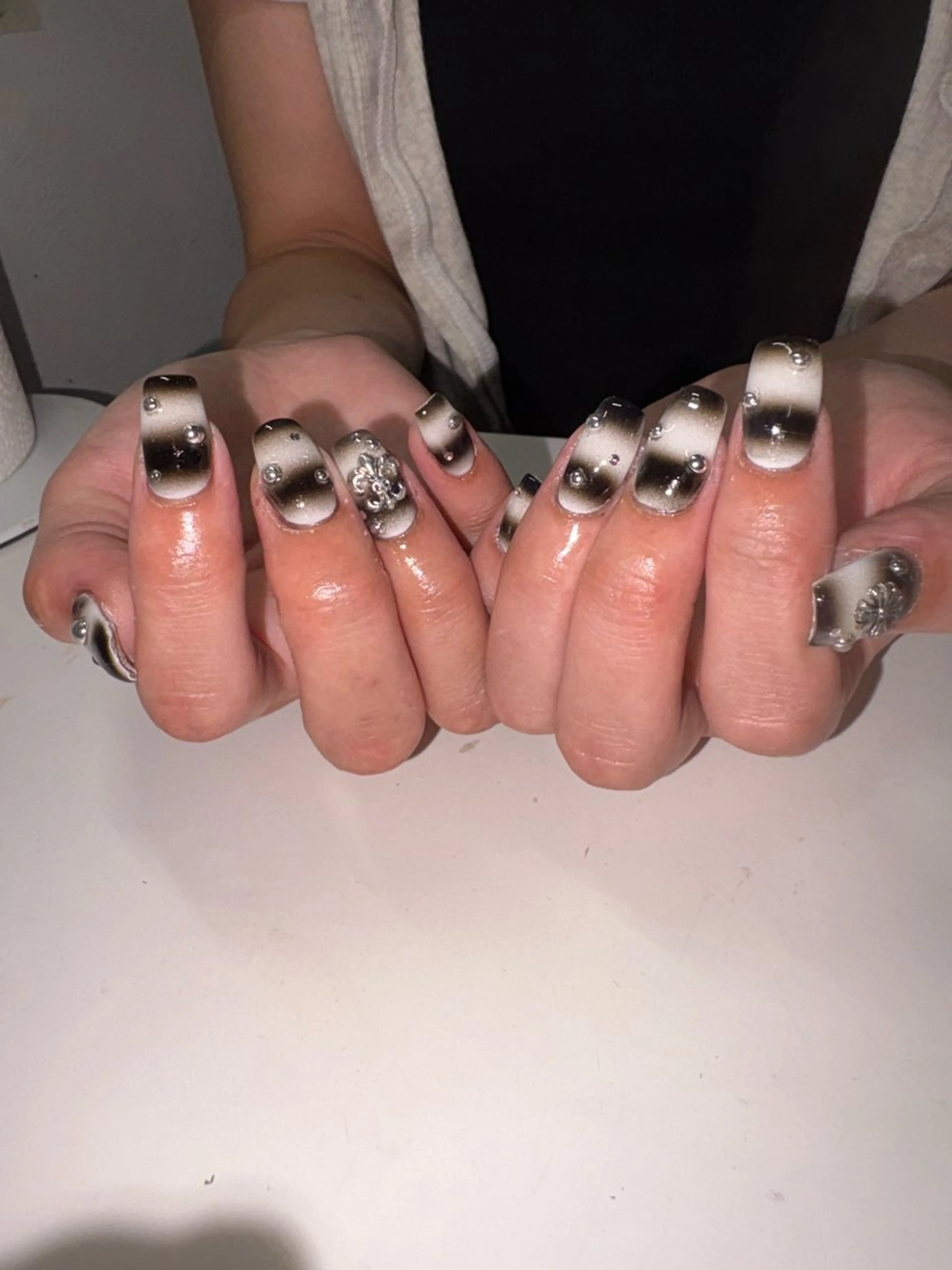 ネイル ハンドネイル ハンドケア Kono Nanamiのネイルデザイン