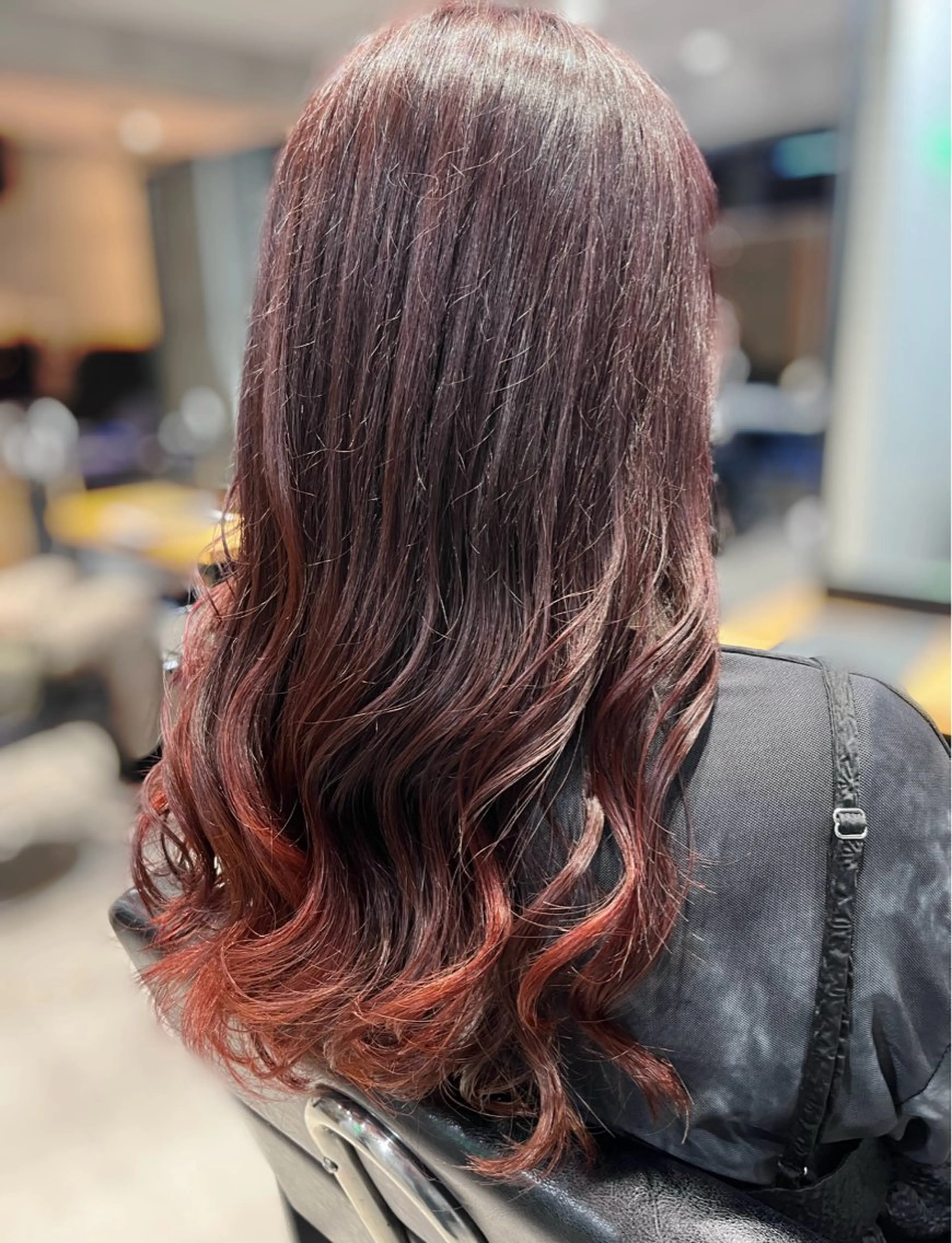 ロング ピンクブラウン 顔周りカット 韓国風ヘア レイヤーカット ヘアカラー オオバ｜ 理想寄せのヘアスタイル