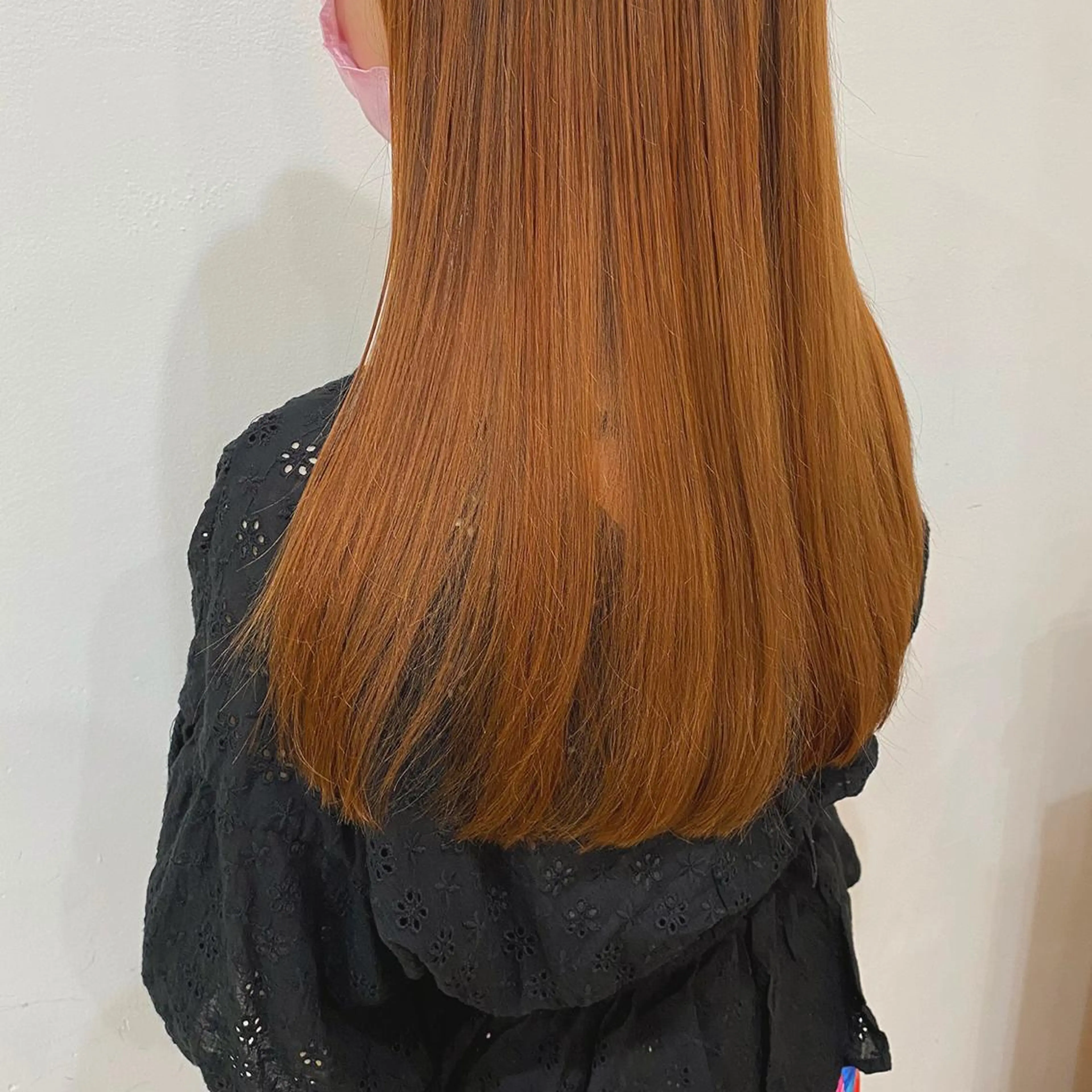 カラー ブリーチ オレンジ 宇佐美 朋香のマツエク・マツパデザイン