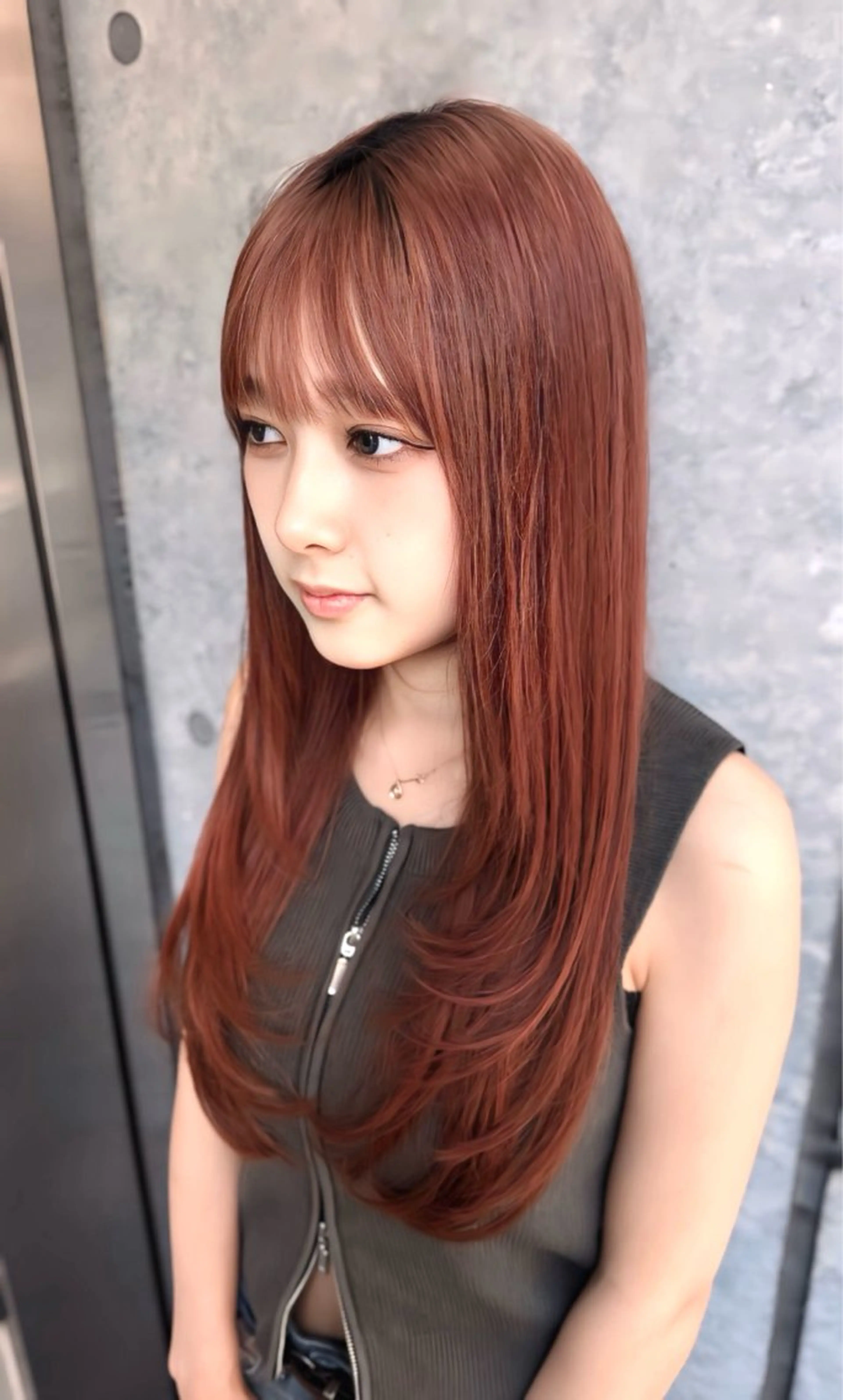 ロング パーマ カット MiU所属・韓国×髪質改善×美髪 縮毛矯正×レイヤーのヘアスタイル