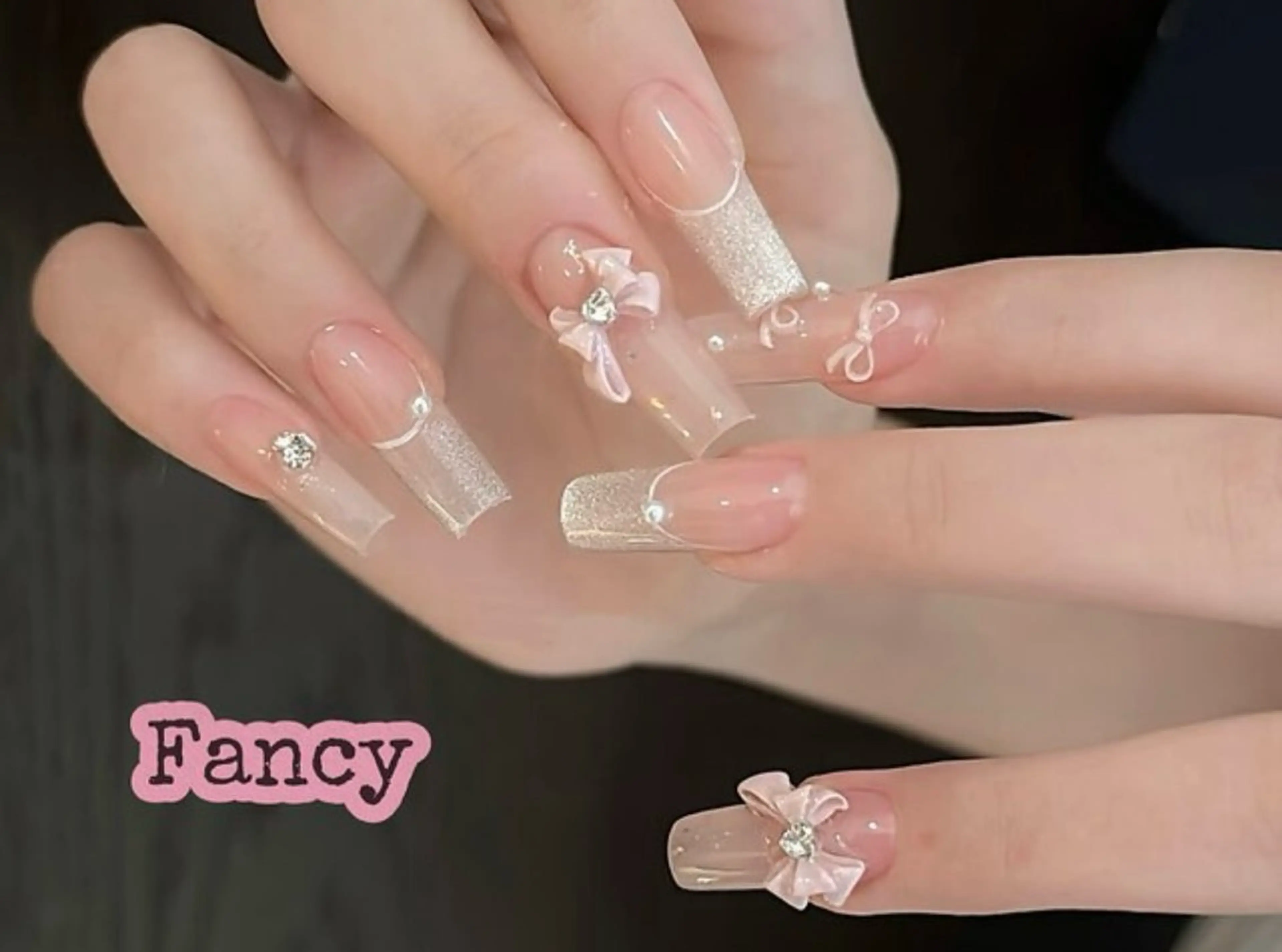 ネイル Nailsalon Fancyのネイルデザイン
