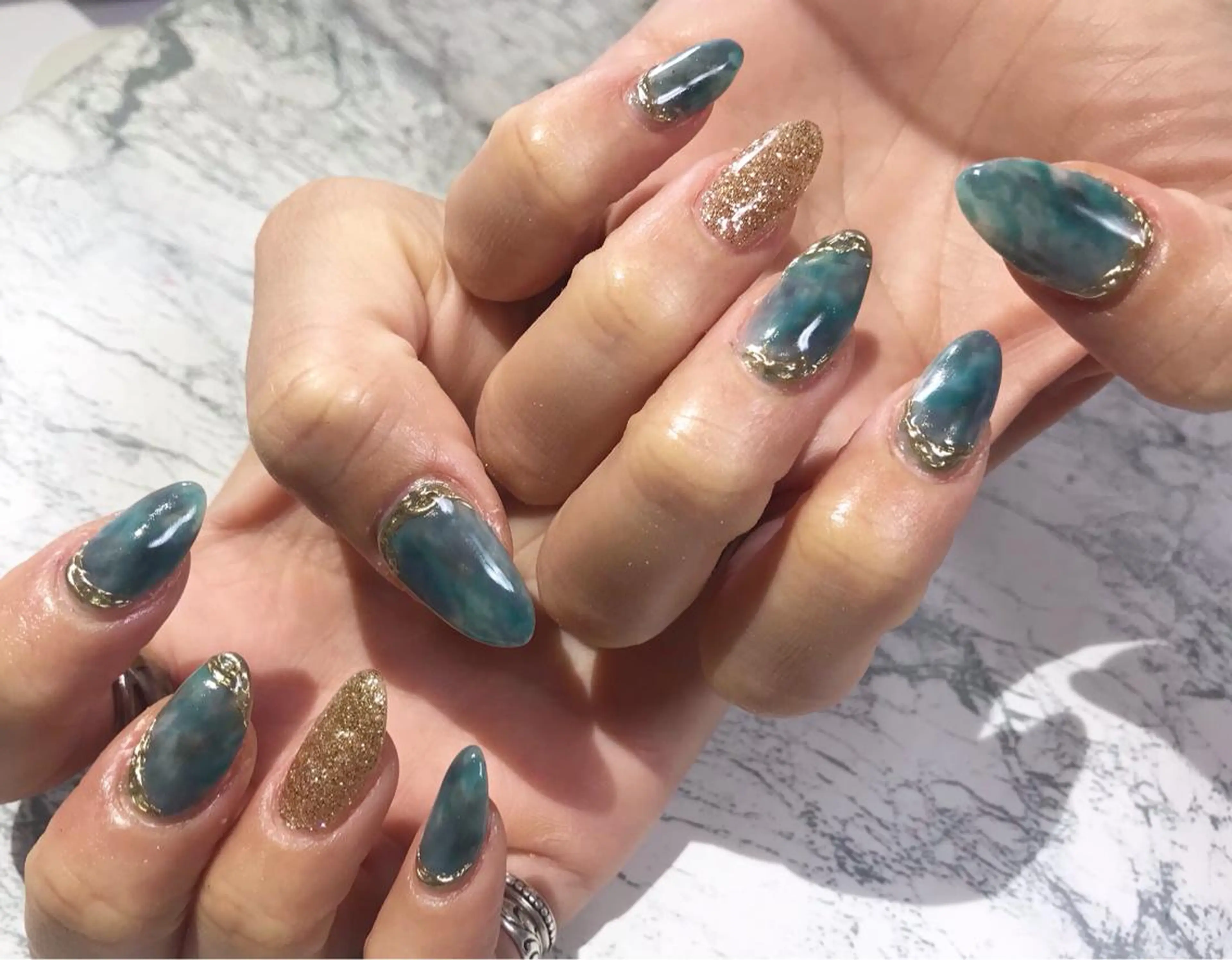 ネイル フットネイル グリーン ニュアンスネイル シンプルネイル 春ネイル ネイル フフラ所属・nail fufla ♡yamane♡のネイルデザイン