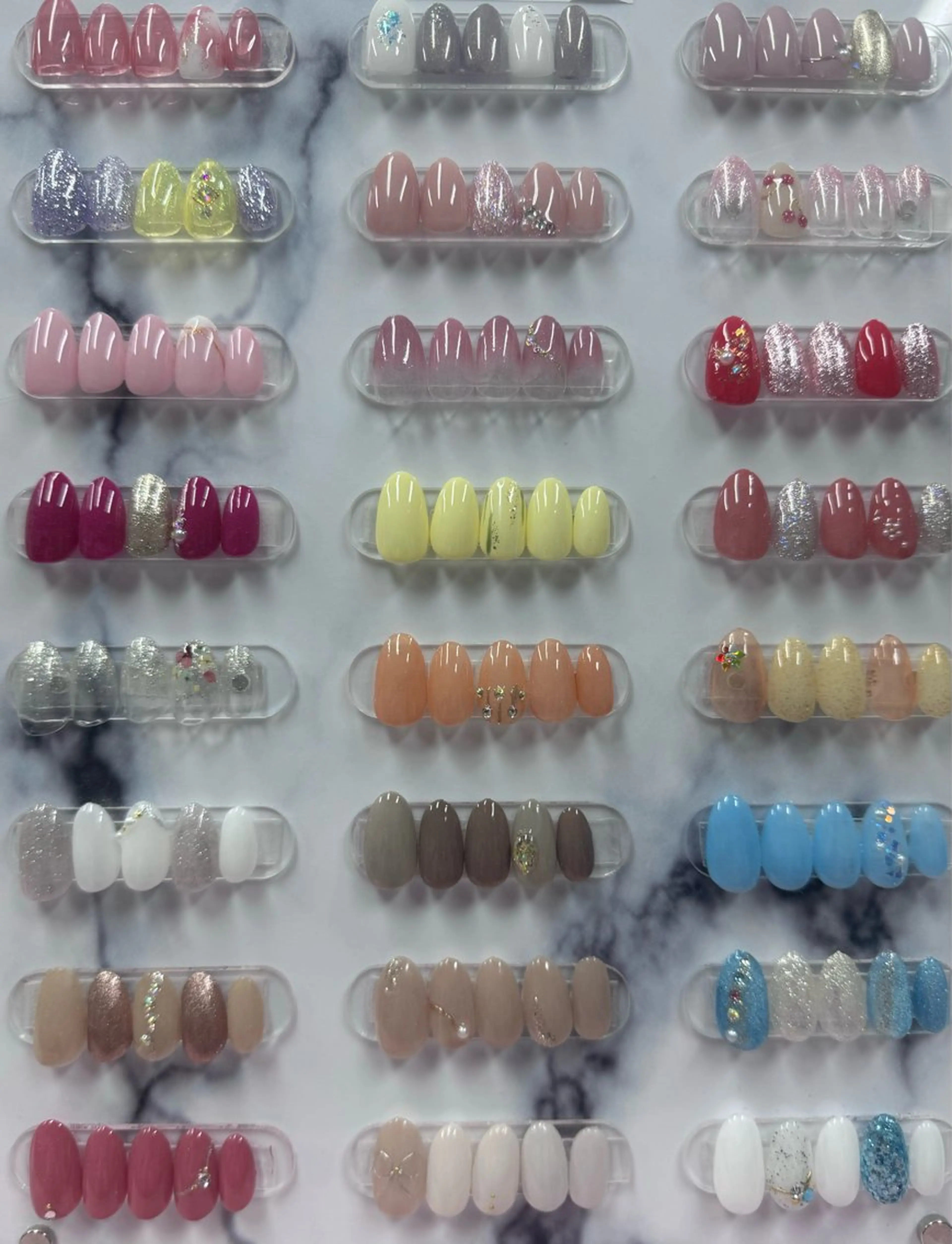 ネイル 戸田 宏美のネイルデザイン