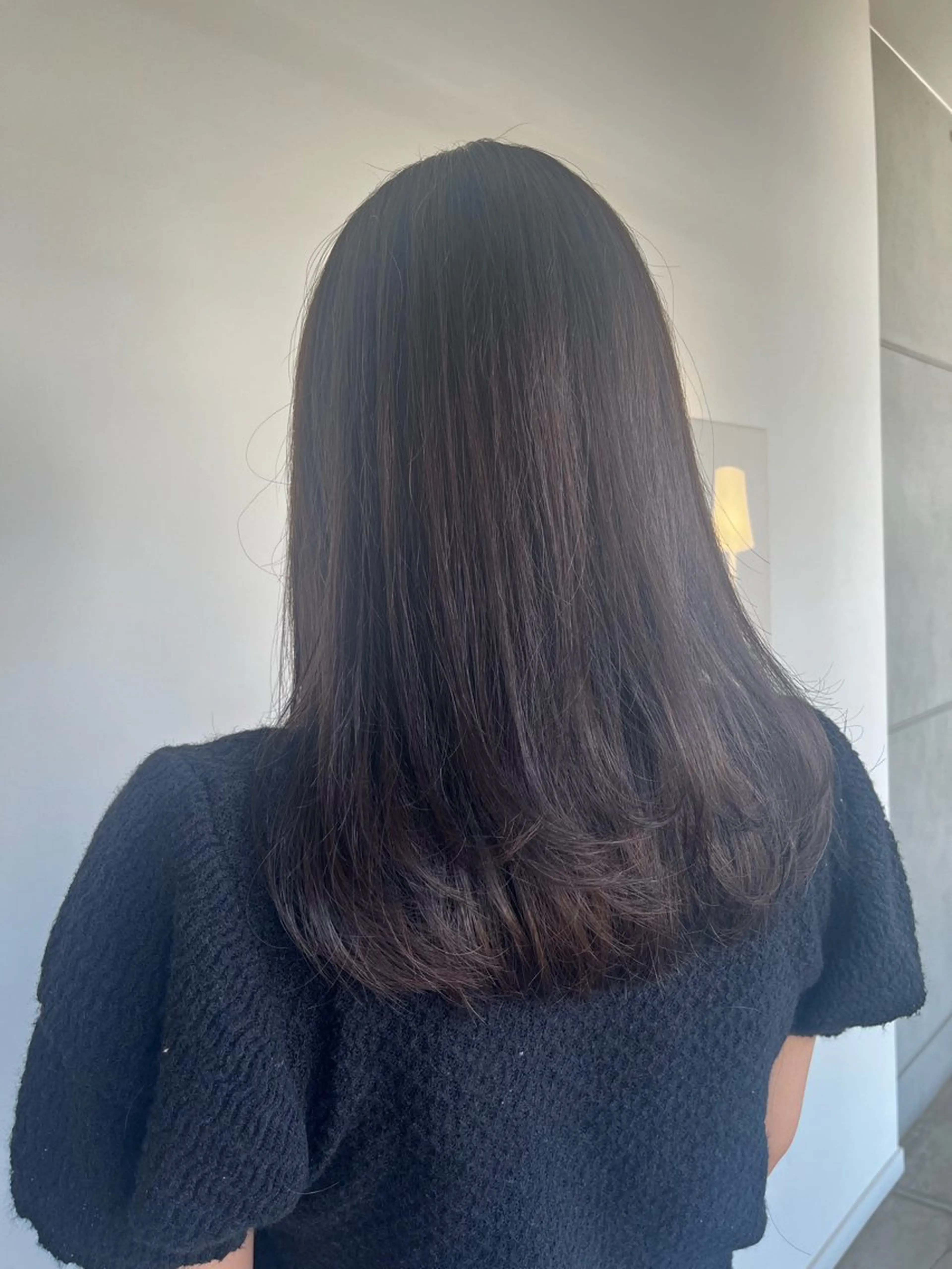 ミディアム レイヤーカット sharon所属・おせ ちさとのヘアスタイル