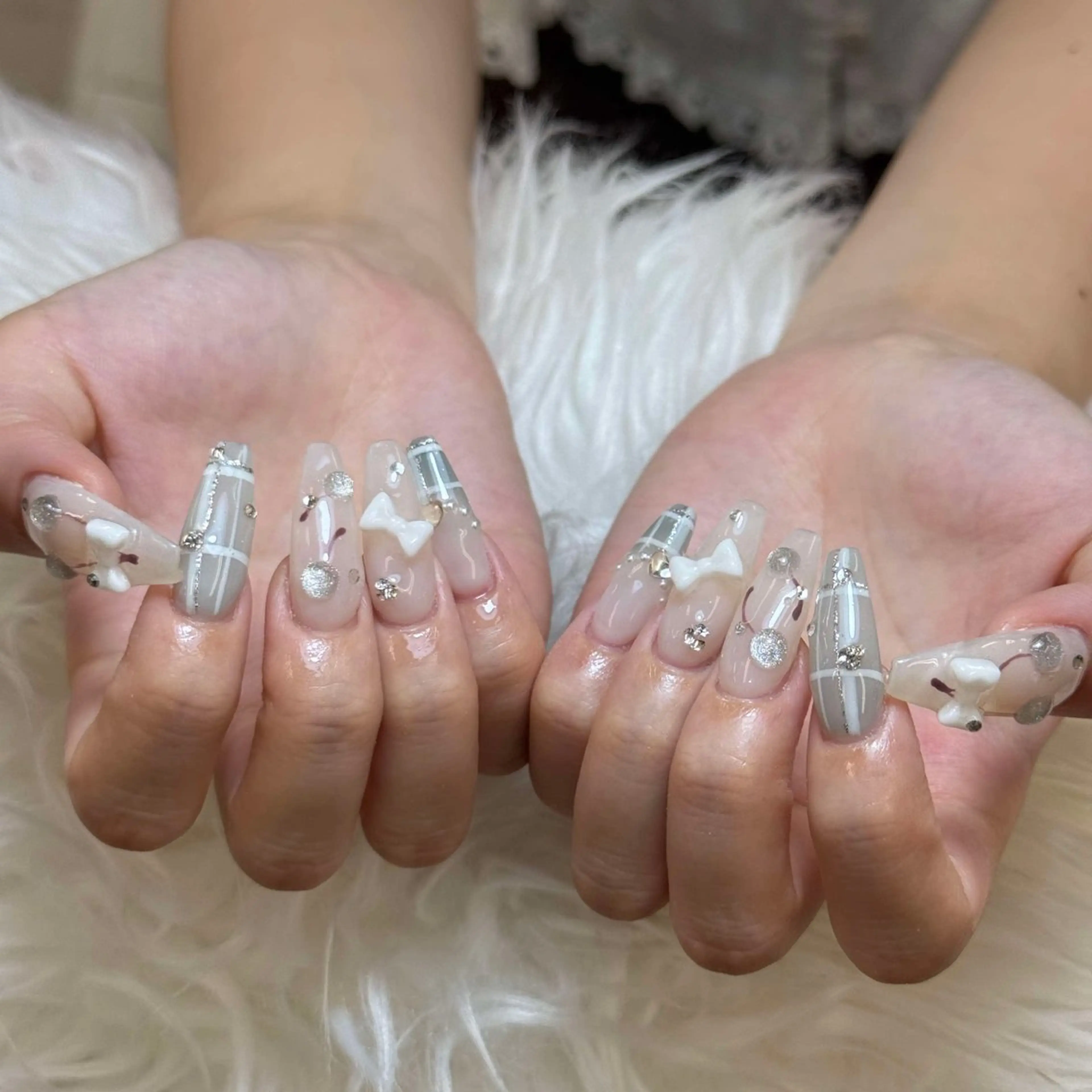 ネイル ハンドネイル ハンドケア Anh Nail 歌舞伎町のネイルデザイン