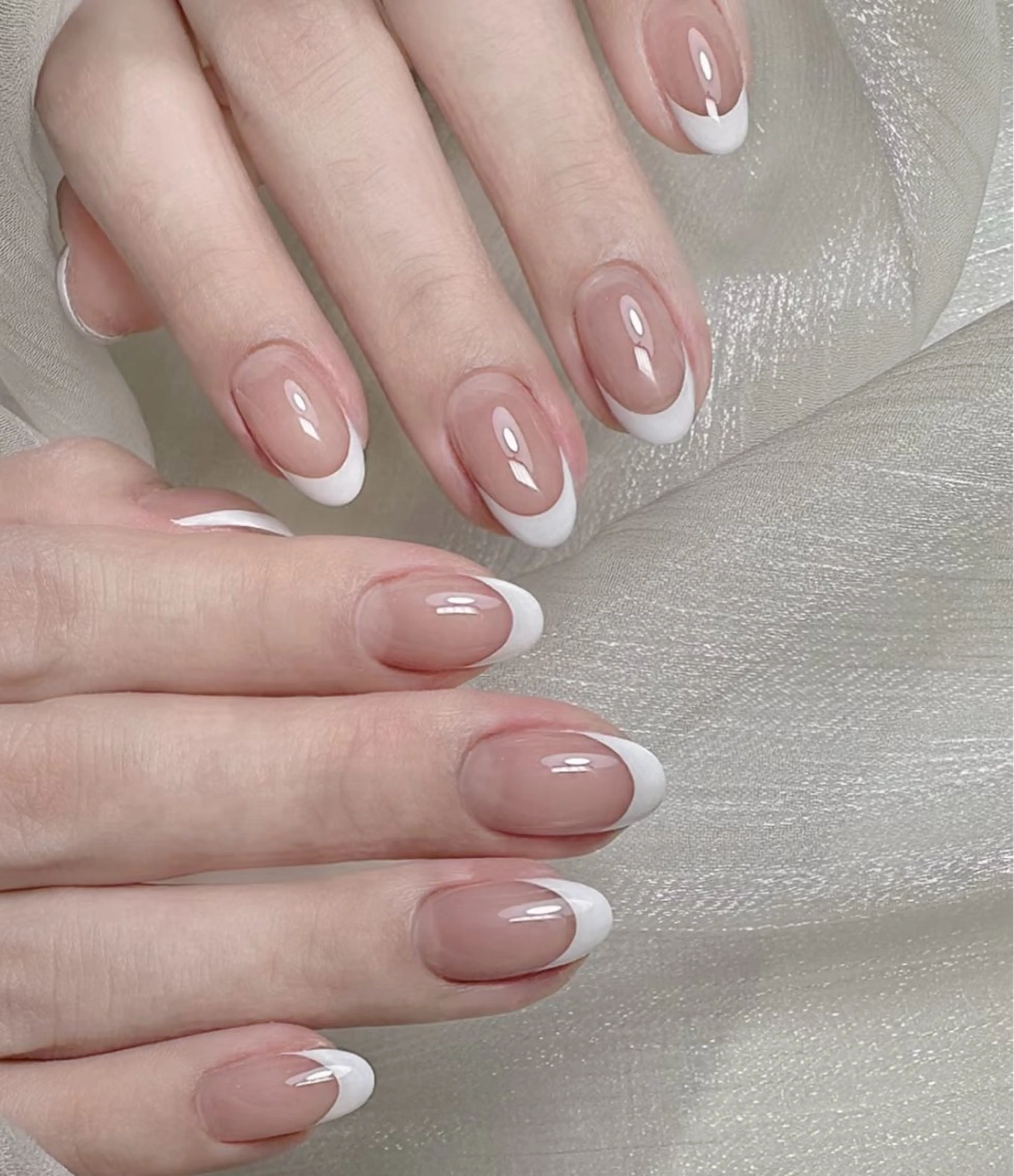 ✨ 【Hand】フレンチネイル (ベースカラーあり)新規オフ無料の写真